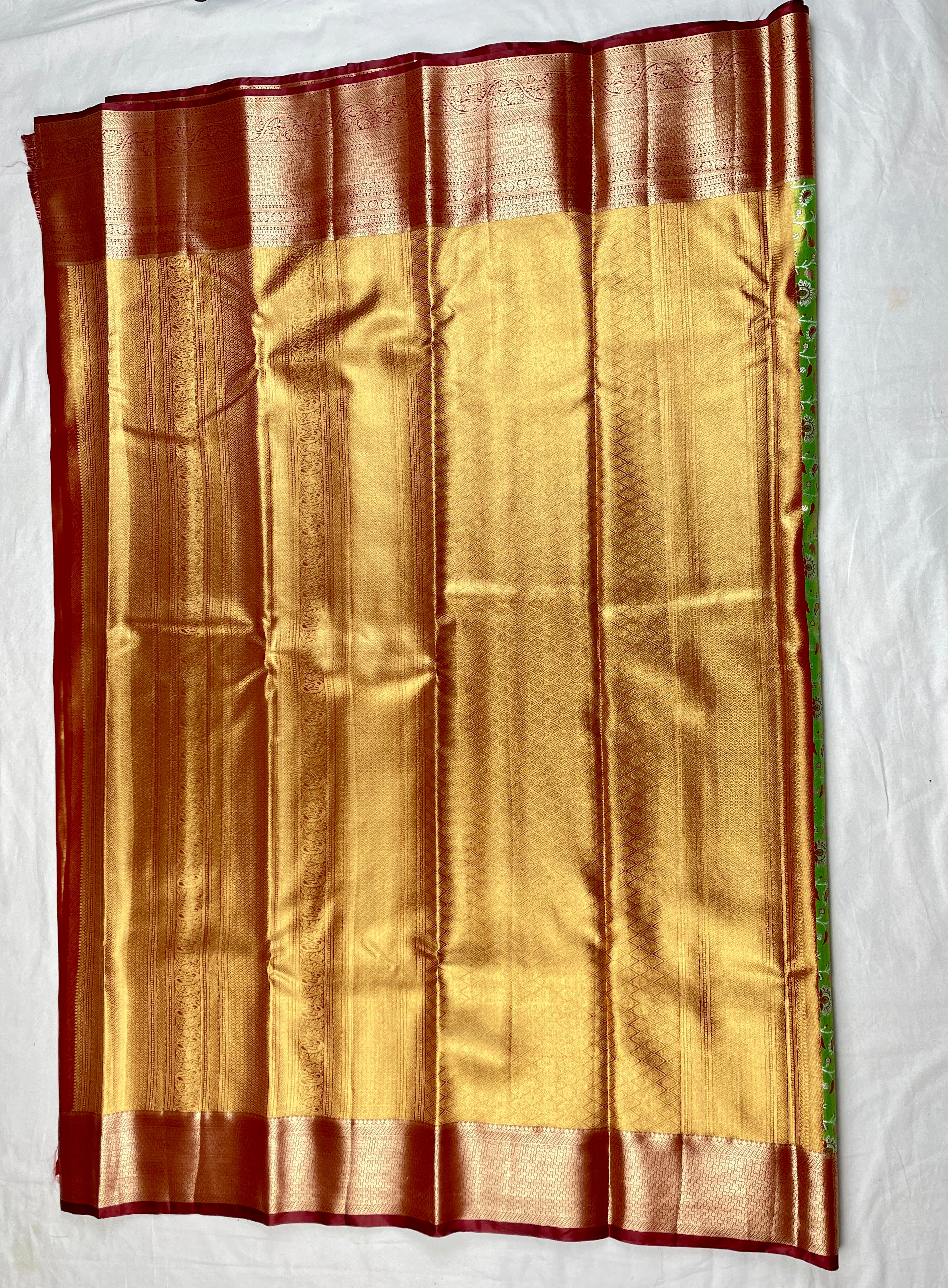 Kanchipattu Tissue Saree