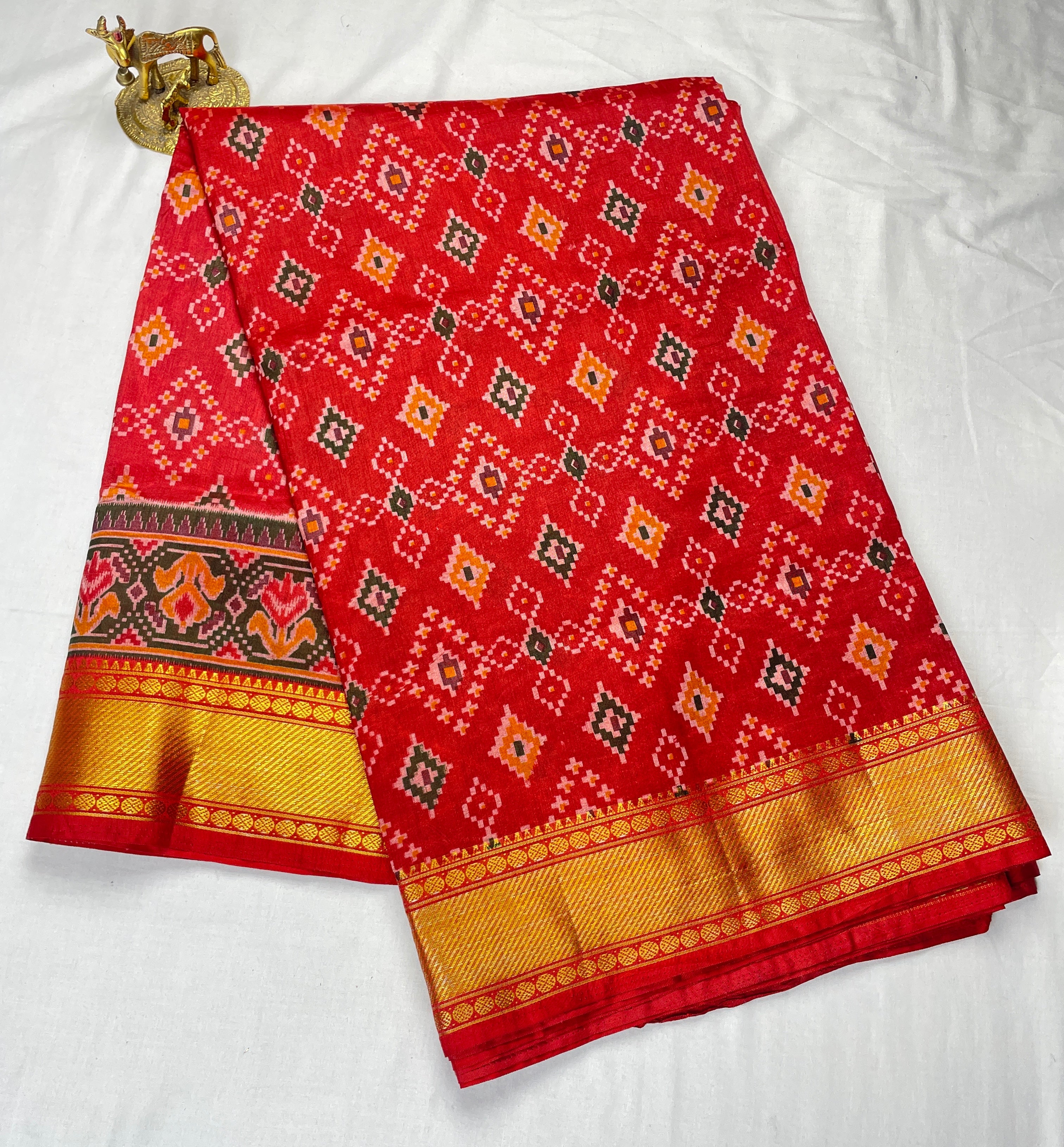 Pochampally pattu sarees