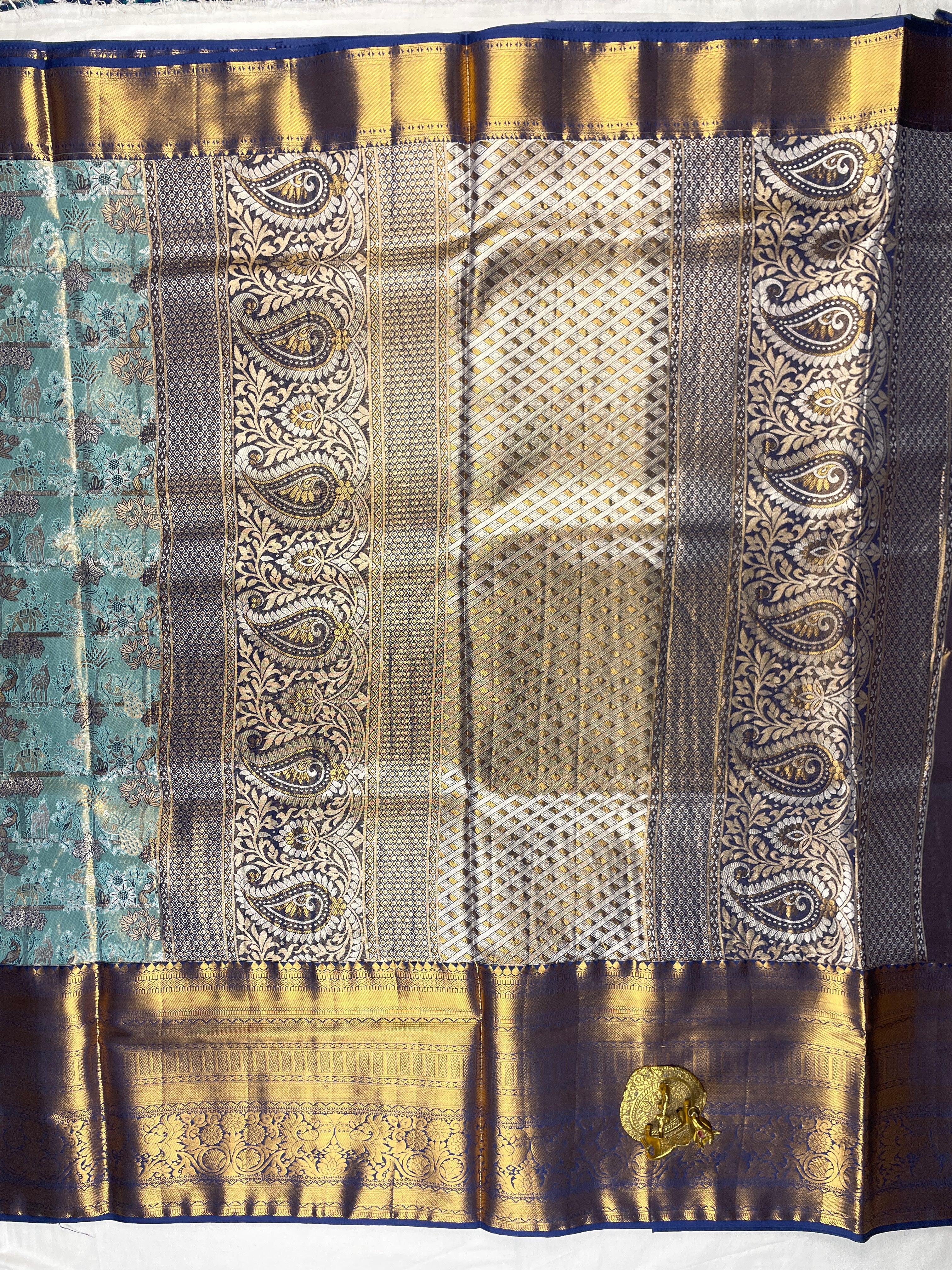 Kanachi pattu Meenakari Sarees