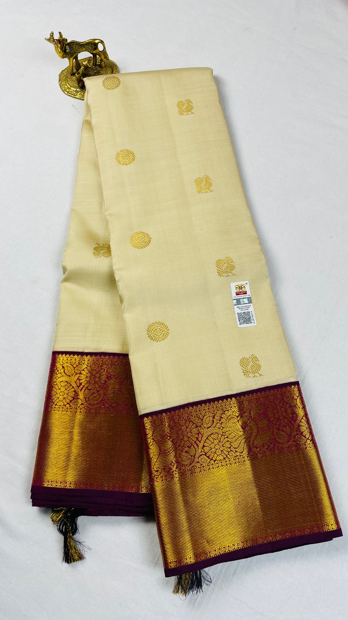 ✨100 % Pure Kanchipattu Handwoven 3 Gram Gold Silk mark certified ✨