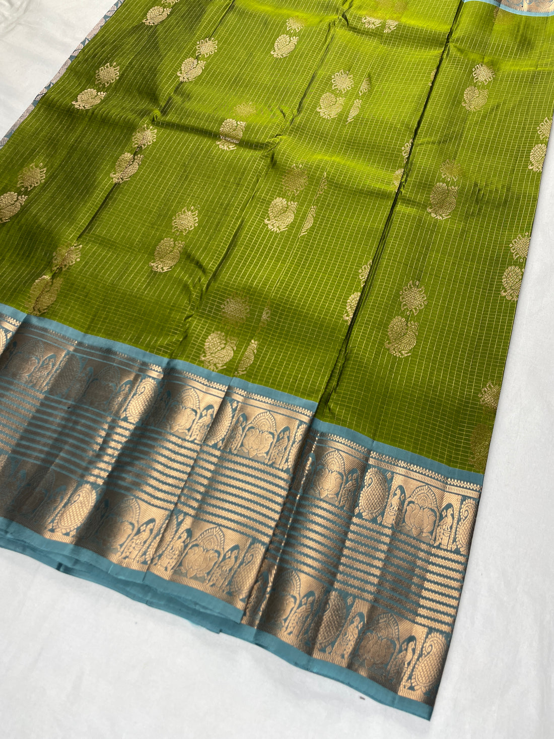 Kanchi vintage checks saree