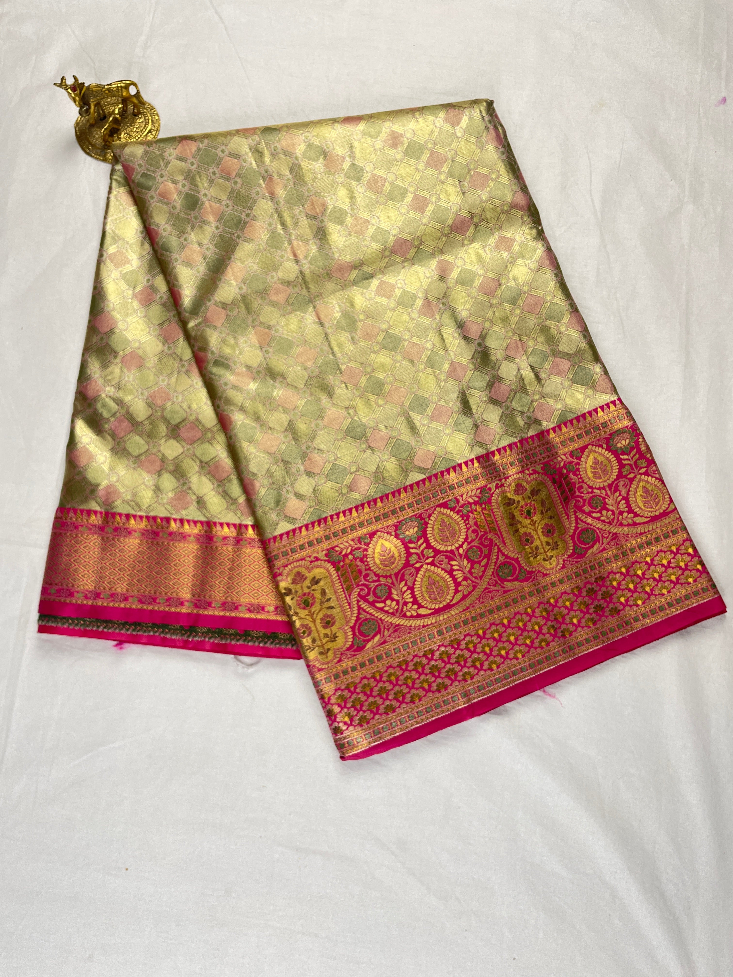 Kanchipattu Meenakari sarees