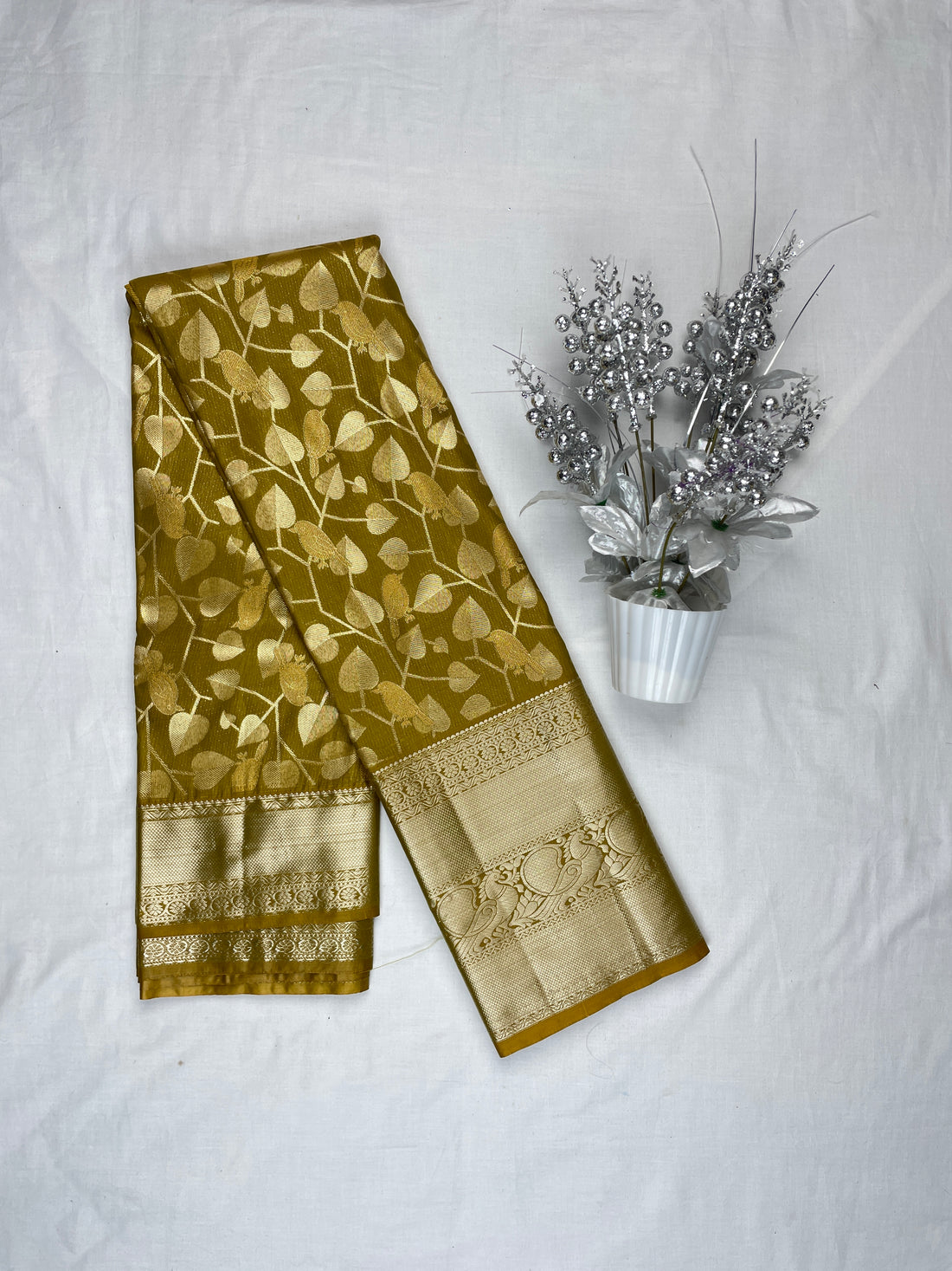 Kanchipattu Tissue Sarees