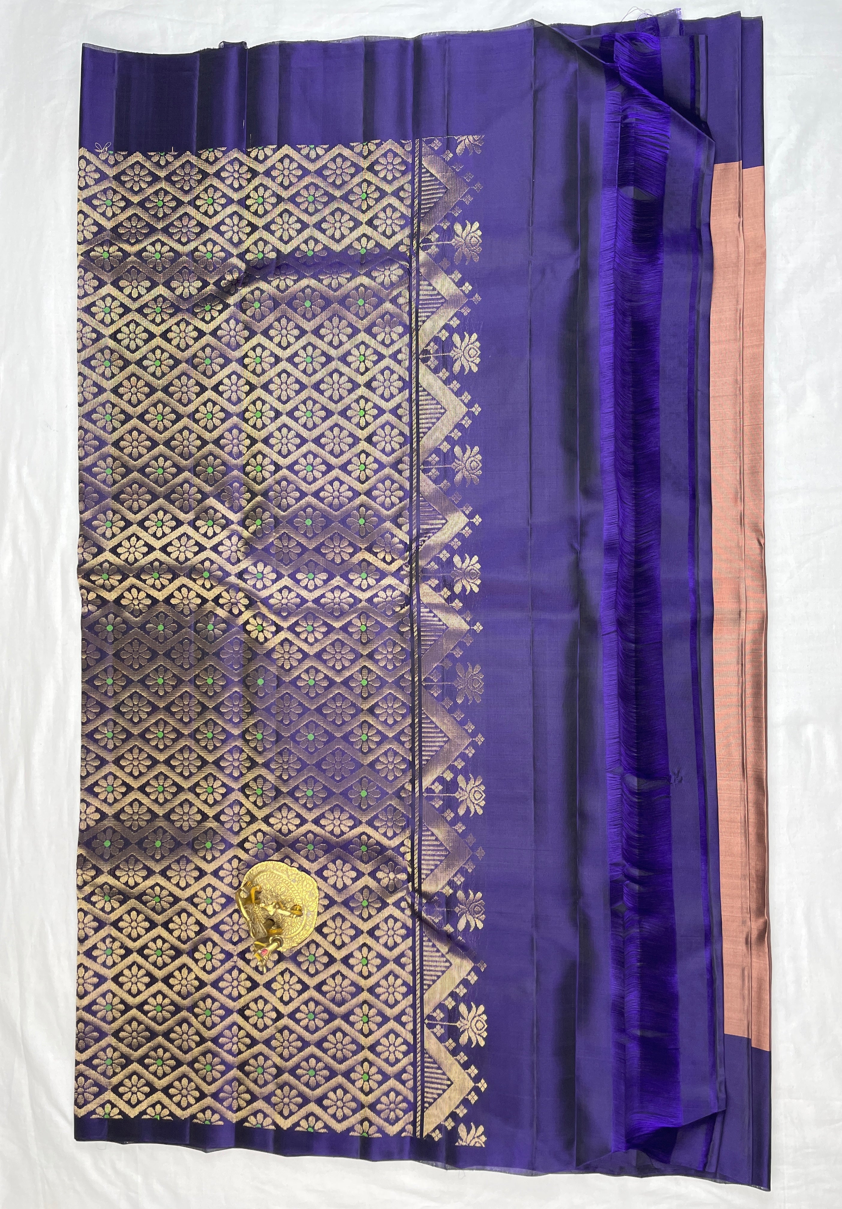 Kanchipattu pure Handloom saree