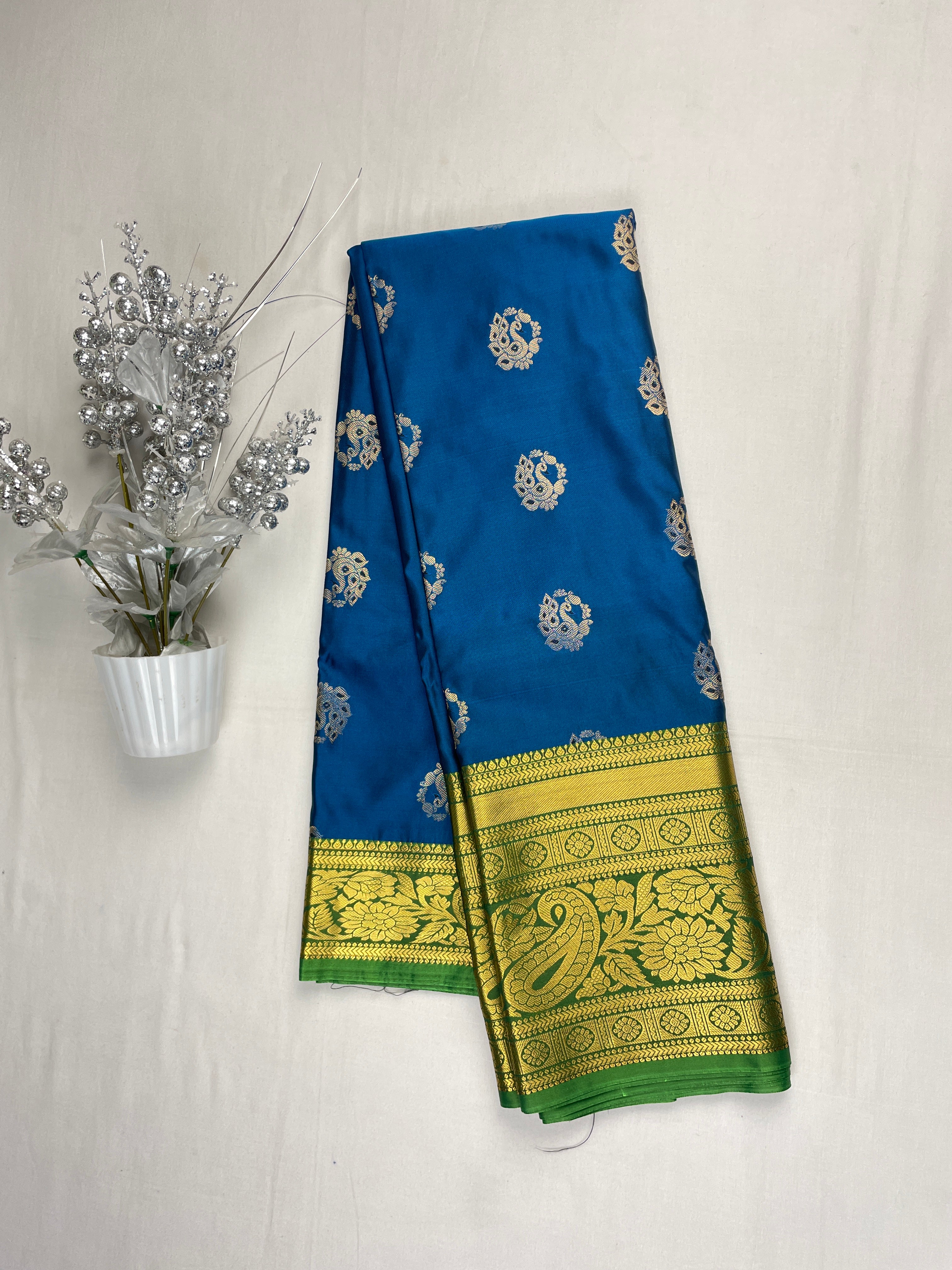 Semi Kanchipattu Saree