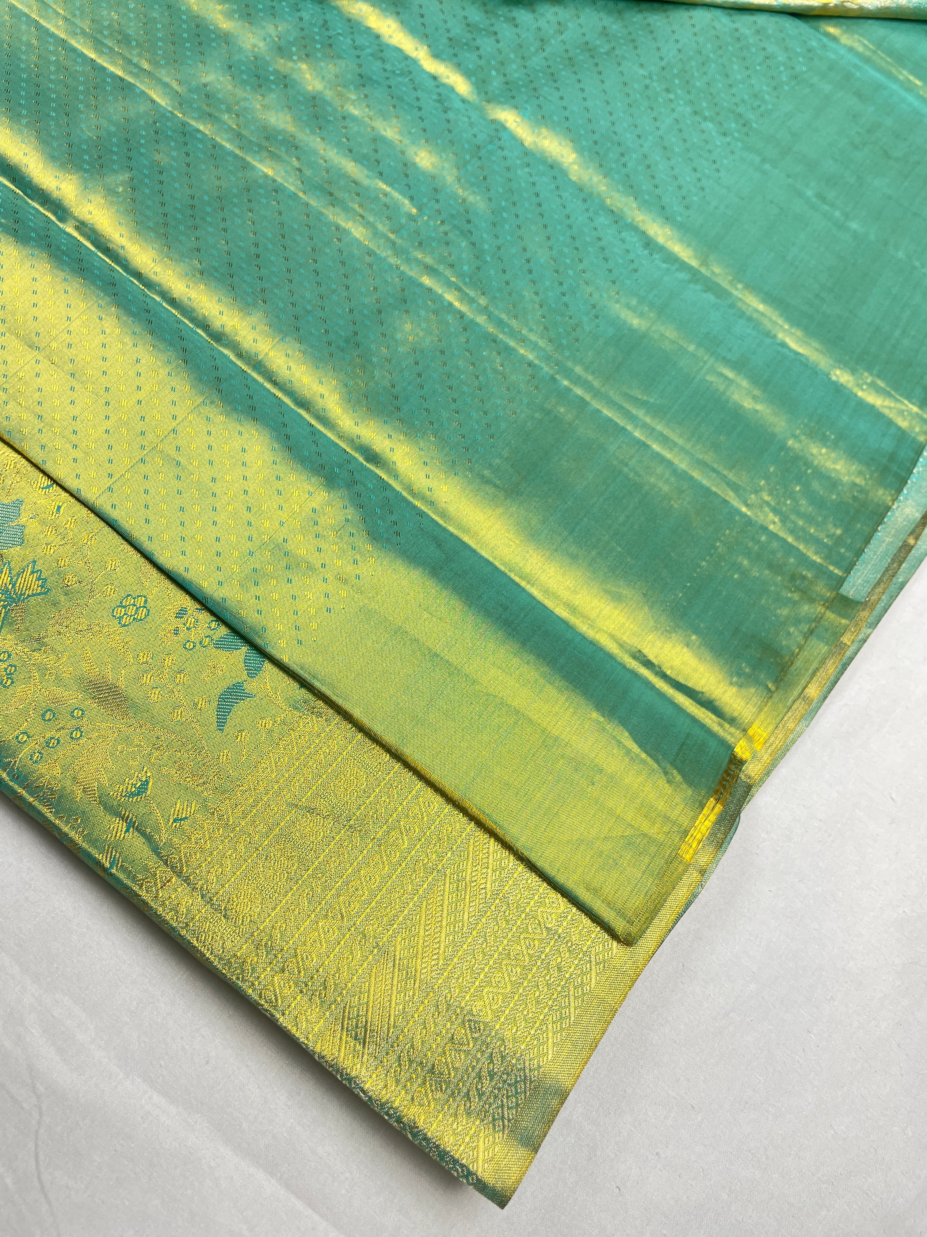 Premium Mini kanchipattu Bridal saree