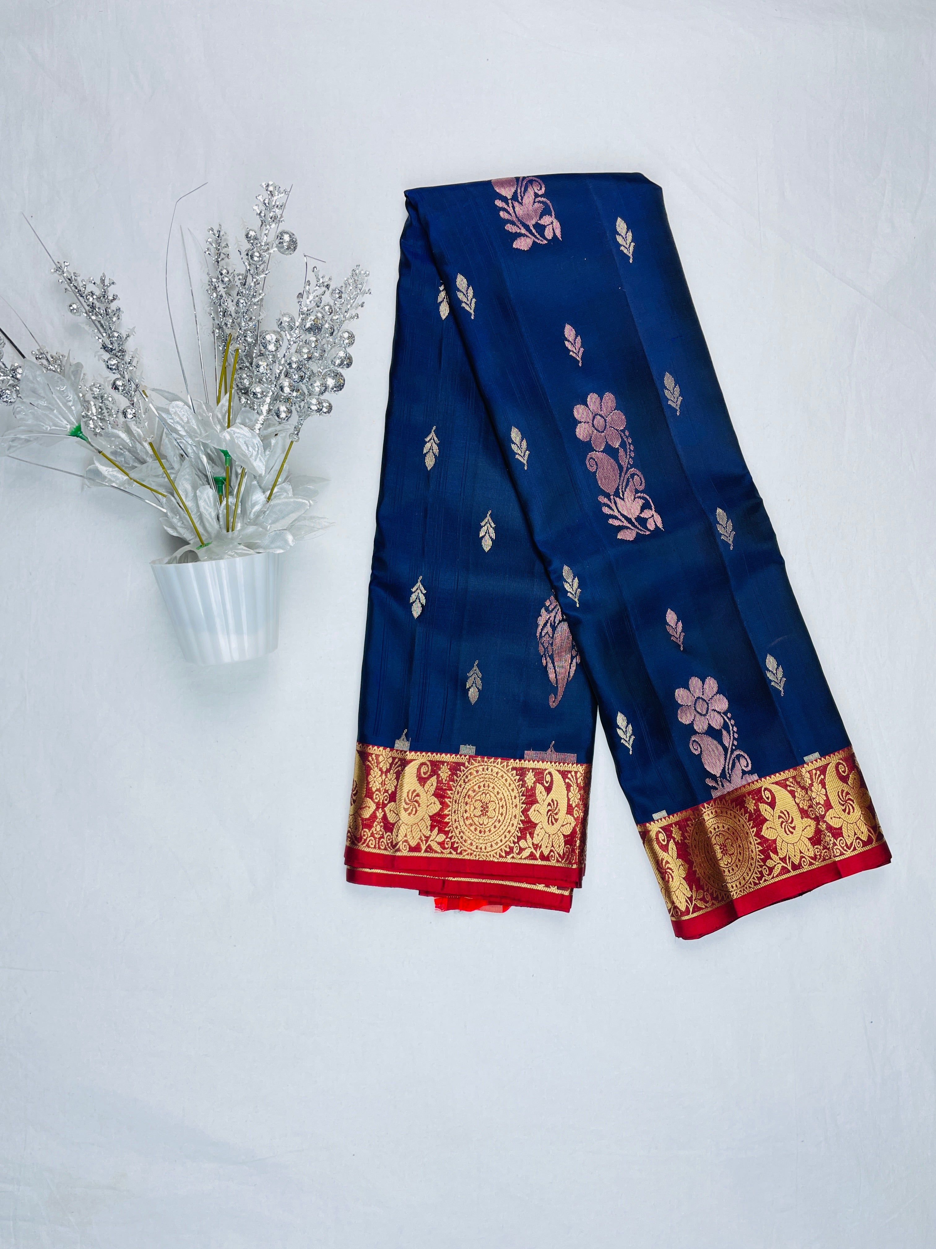 Kanchipattu Pure Handloom  saree