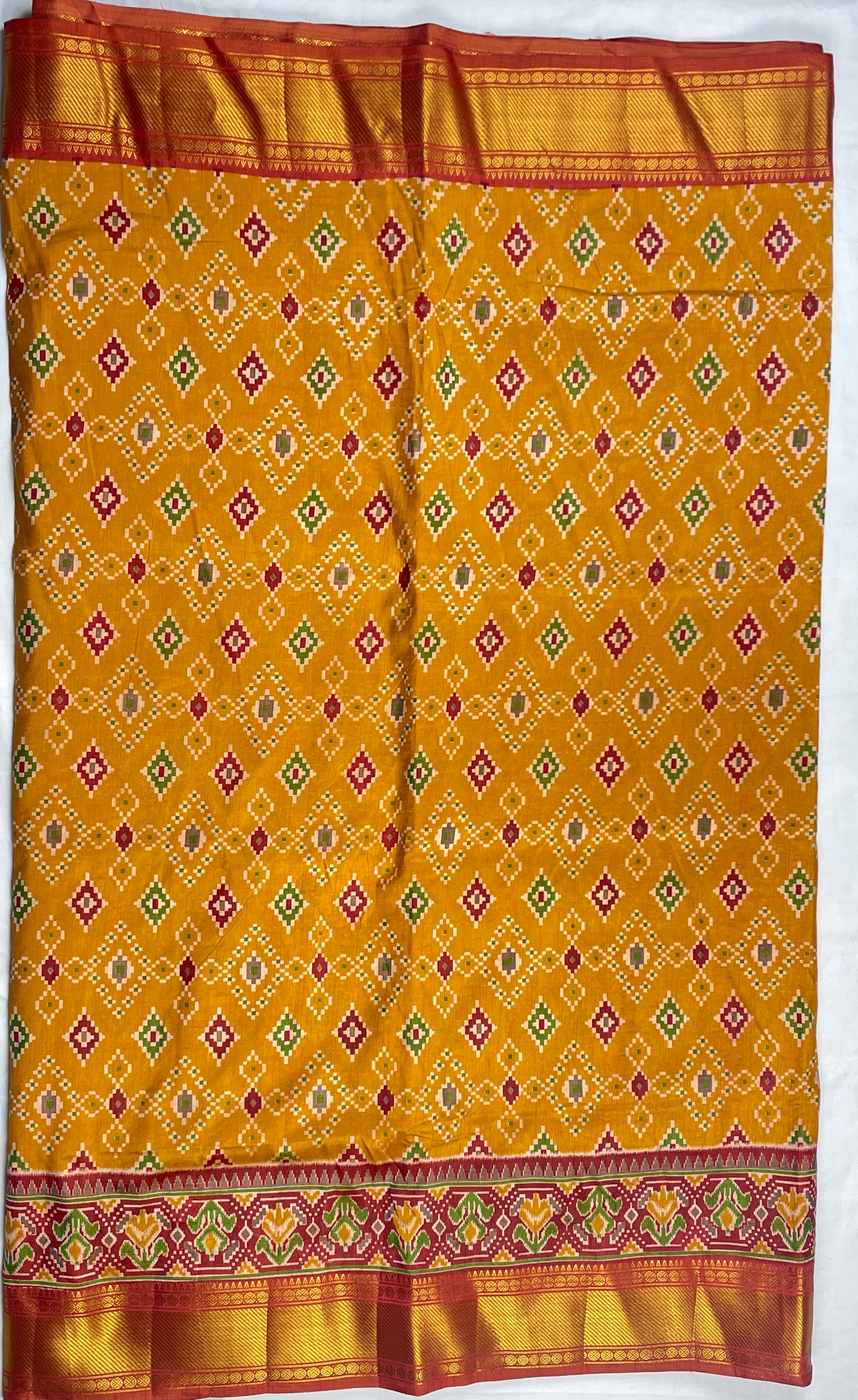 Pochampally pattu sarees