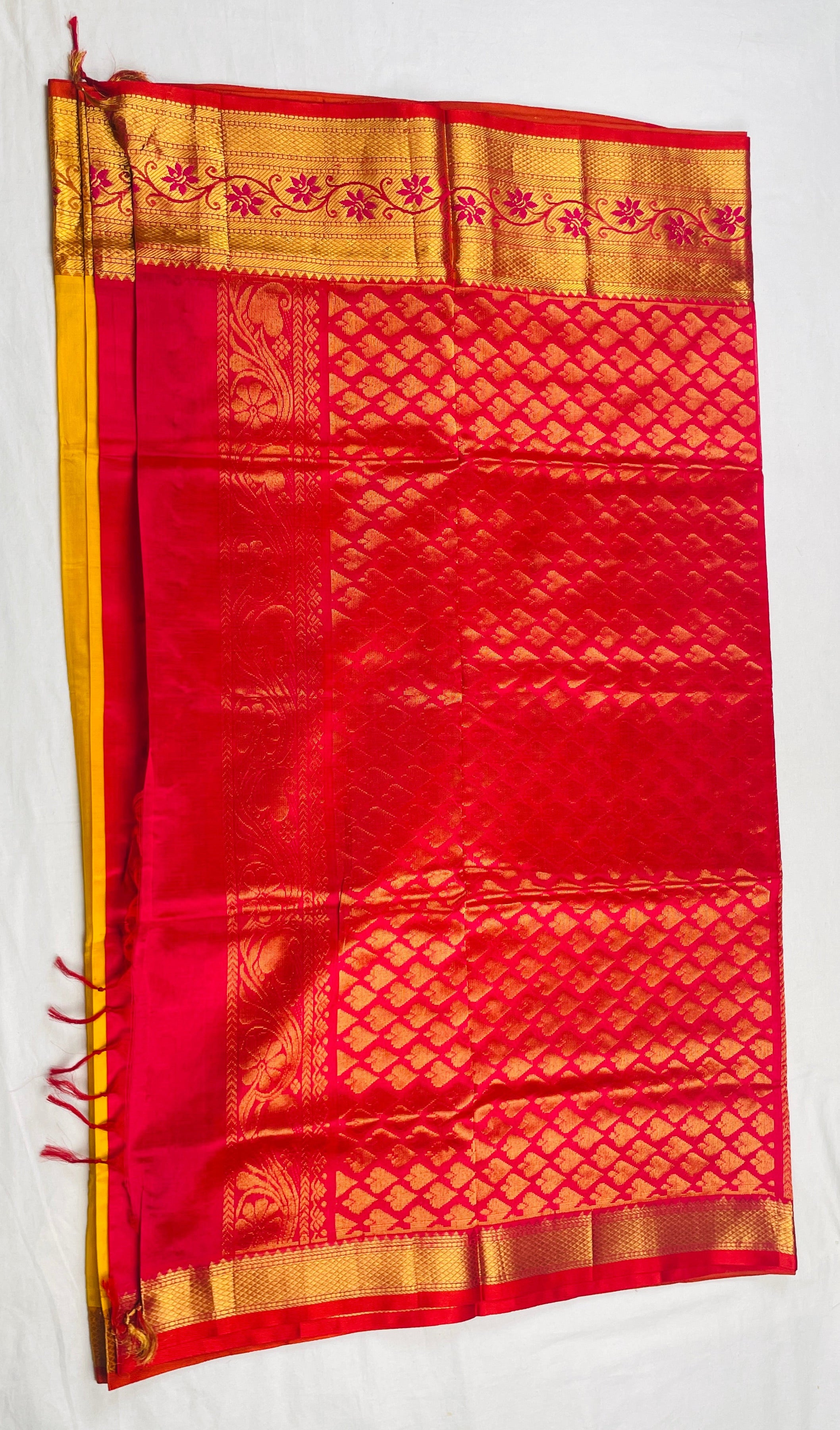 Mangalagiri Pattu Saree Handloom