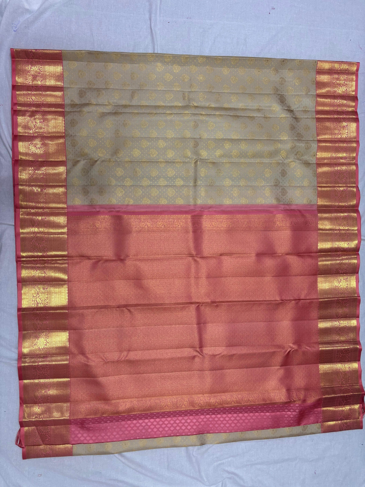 Pure Kanchipuram Handwoven 1 Gm Gold Zari Bridal Saree (Copy 2)