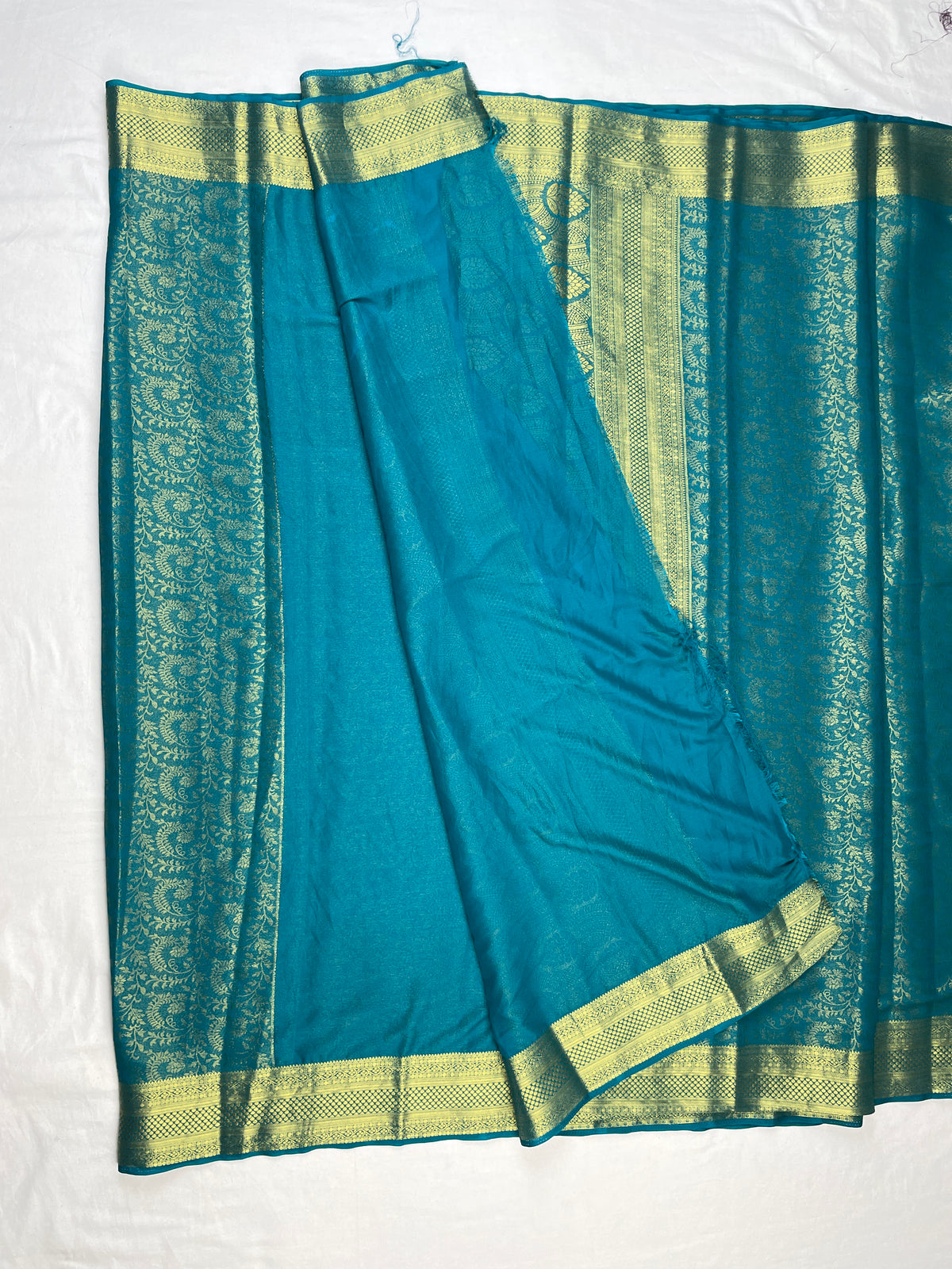 Premium Banarasi Crush Silk