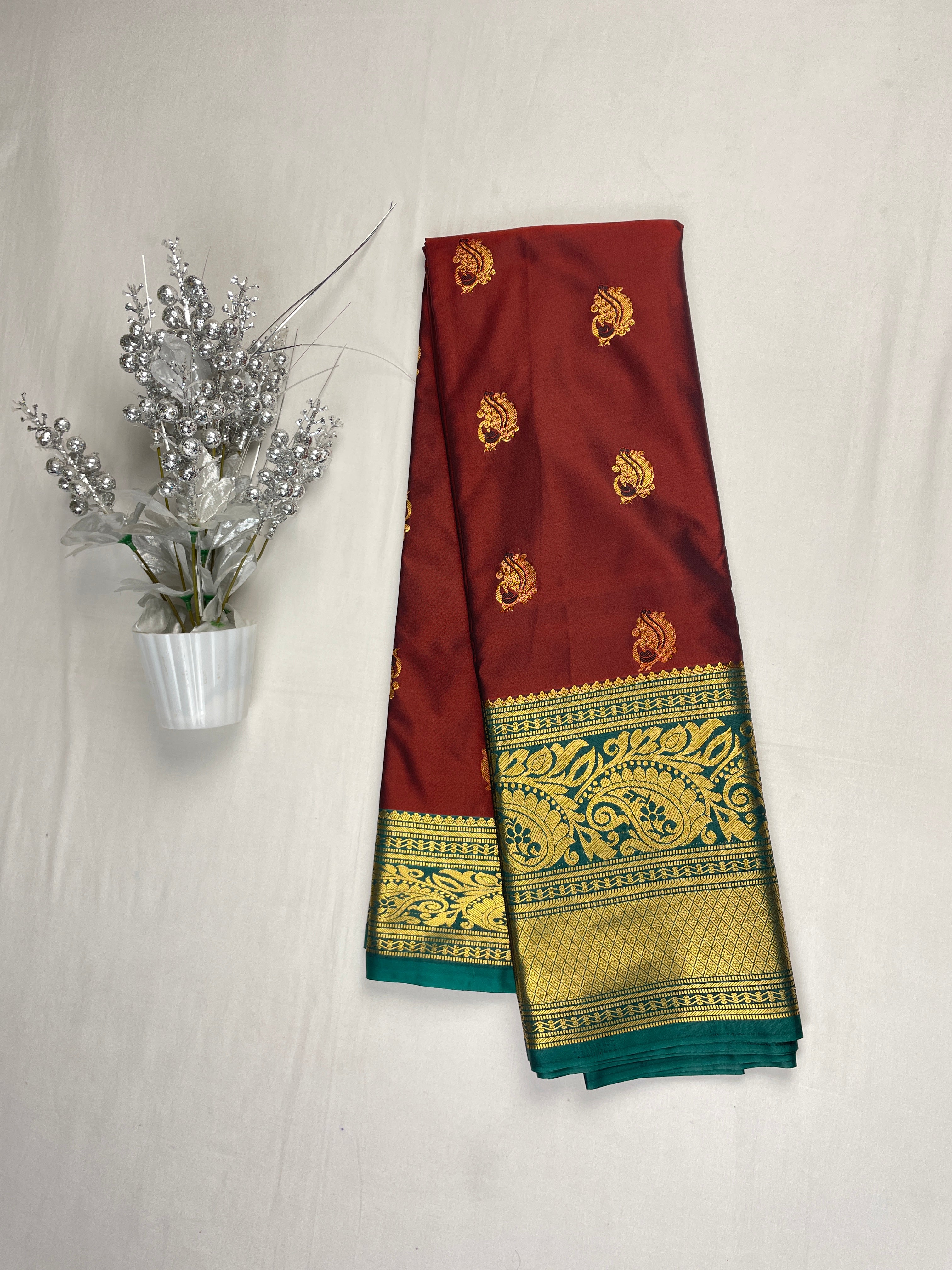 Semi Kanchipattu Saree
