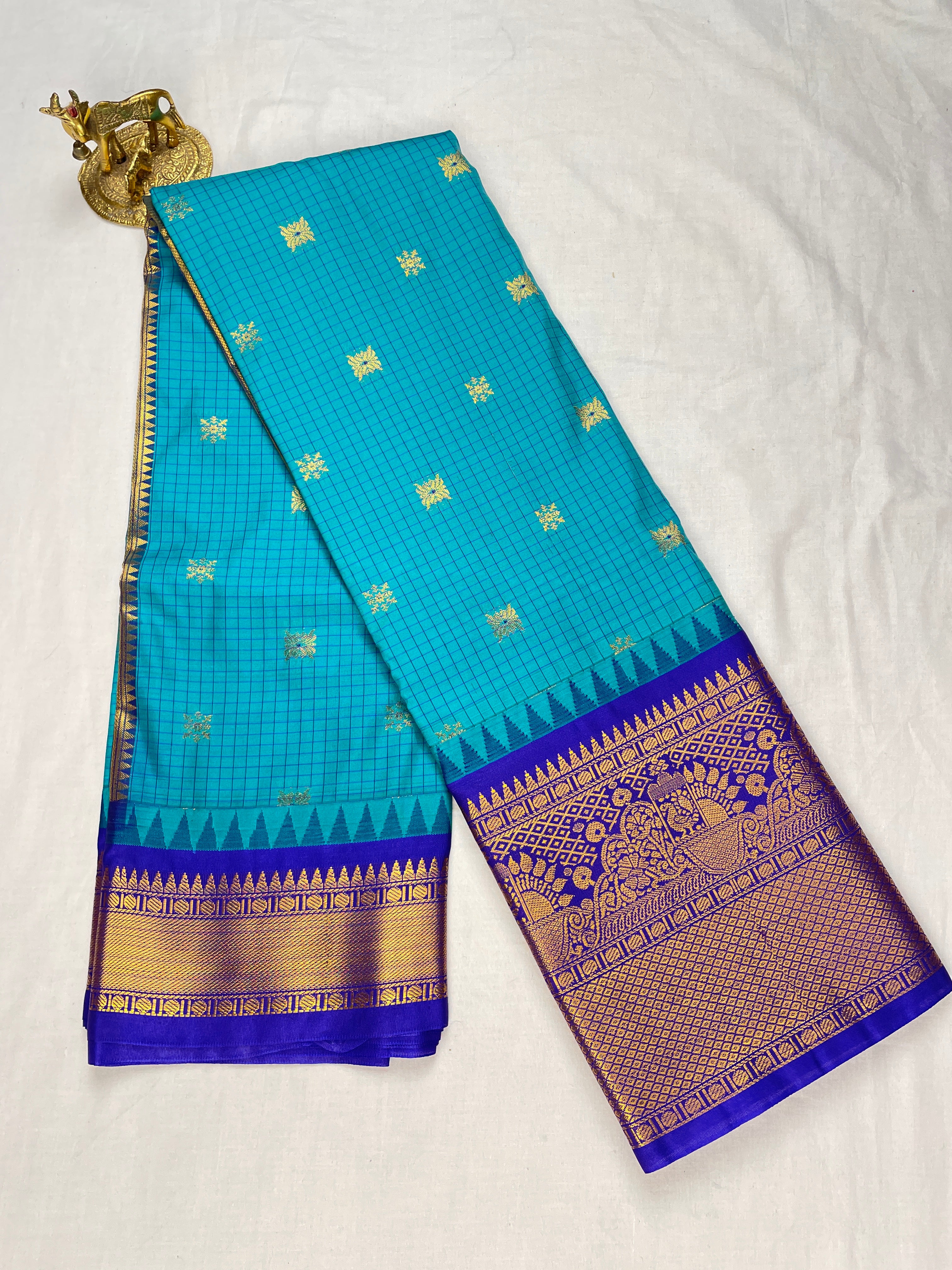 Semi Gadwal vintage Sarees