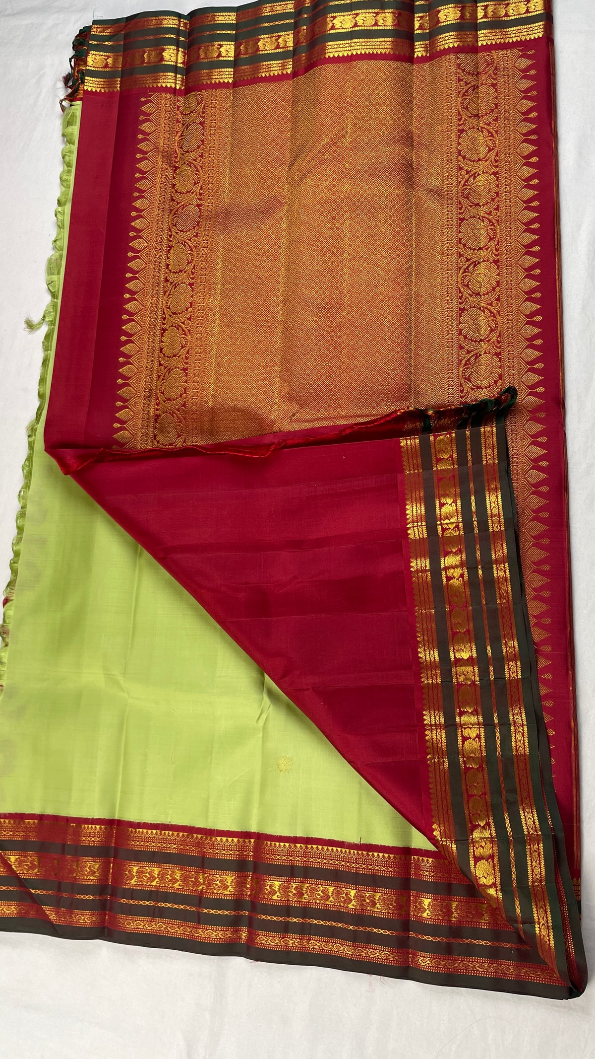 ✨100% Pure Kanchipuram Handwoven Premium quality 3 Gram Gold Pure Zari weaving Korvai Pattern Traditional silk sarees Silk mark certified✨