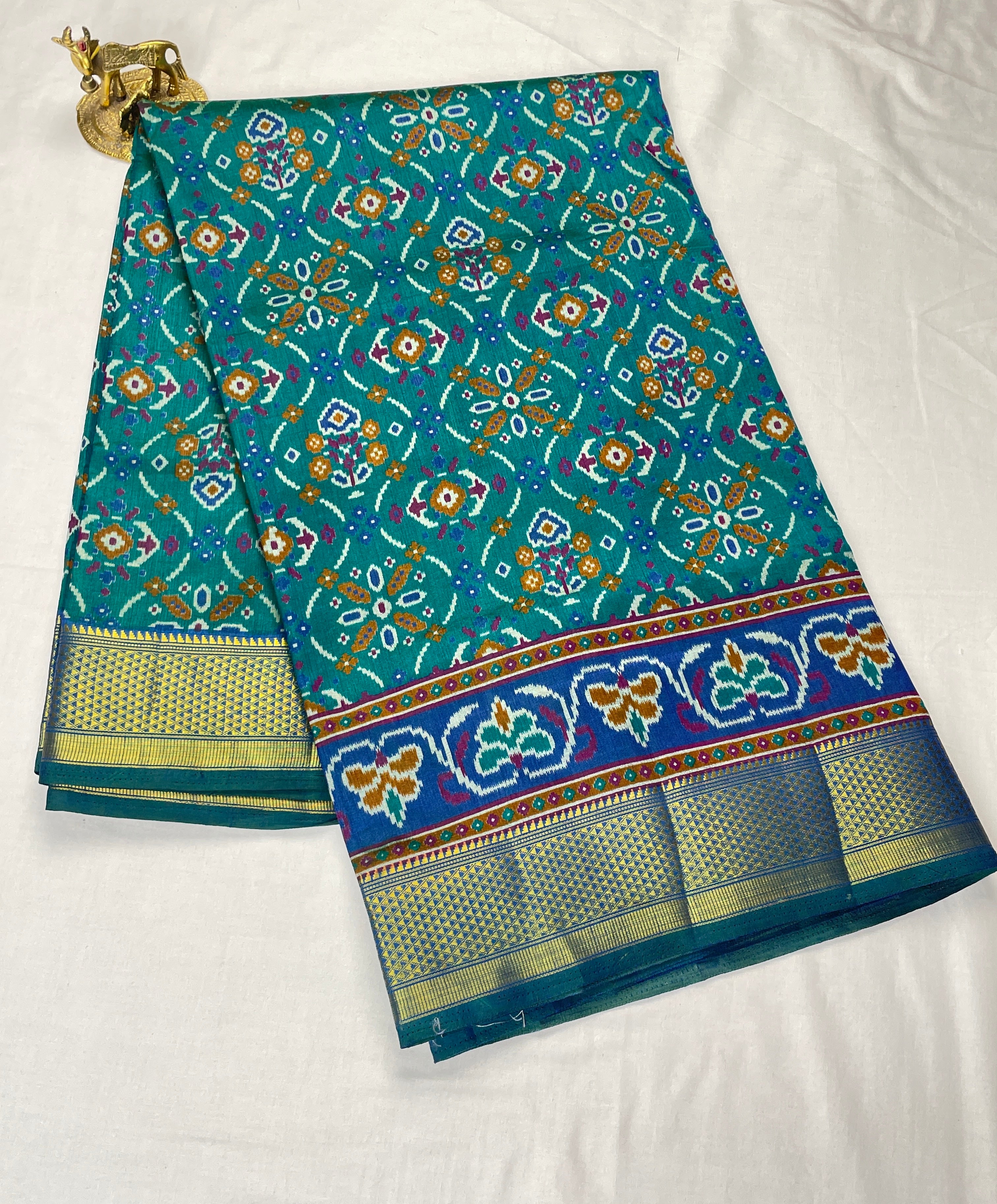 Pochampally pattu sarees