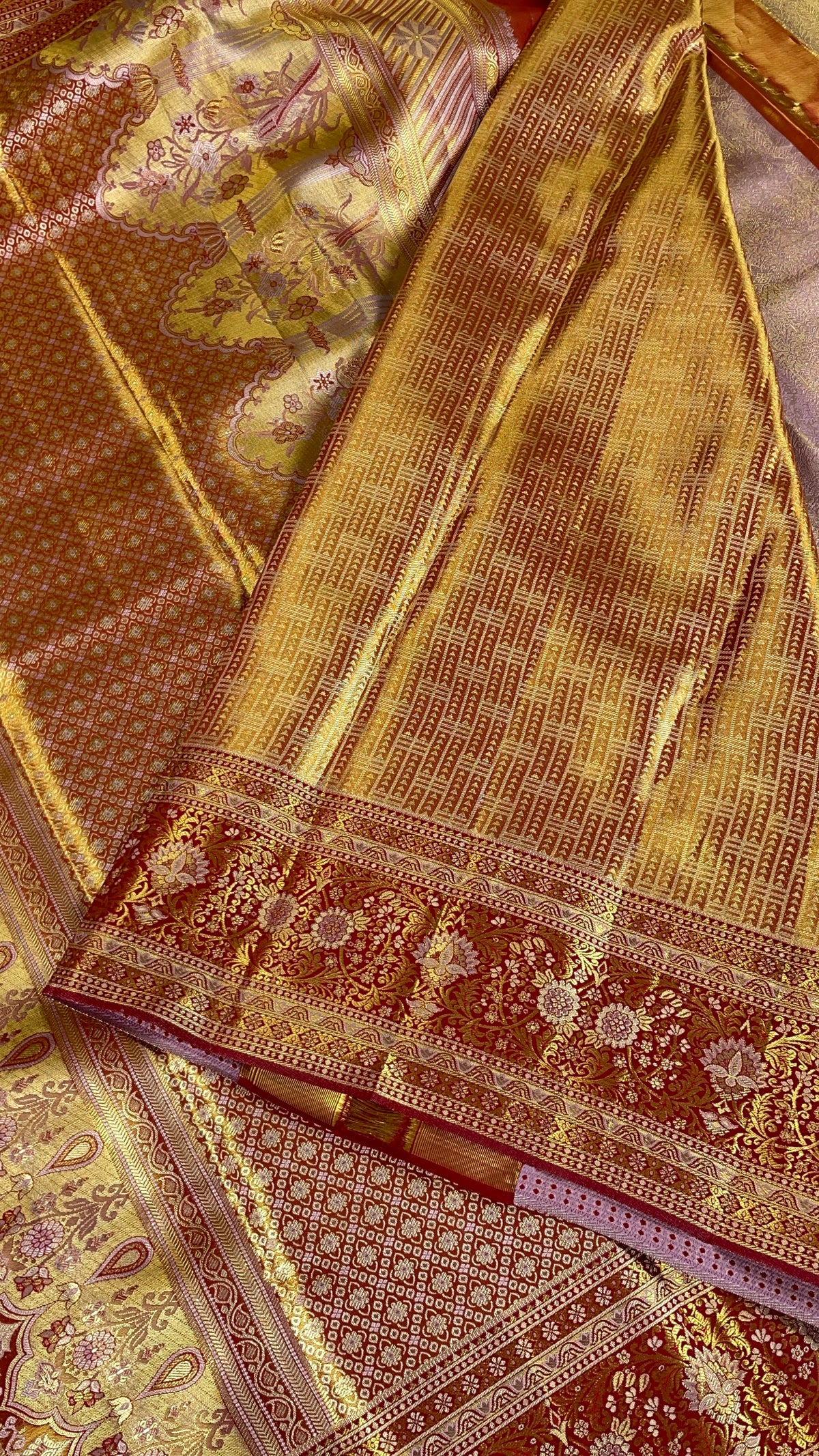 100% Pure Kanchipattu Handwoven Bridal Silk Saree with 1 Gram Gold ( Silk Mark Certified)