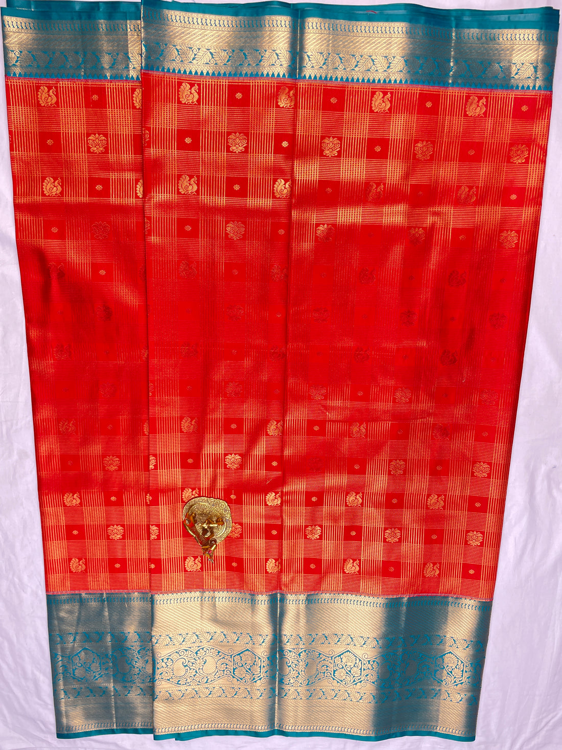 Semi Pattu Tissue Bridal sarees