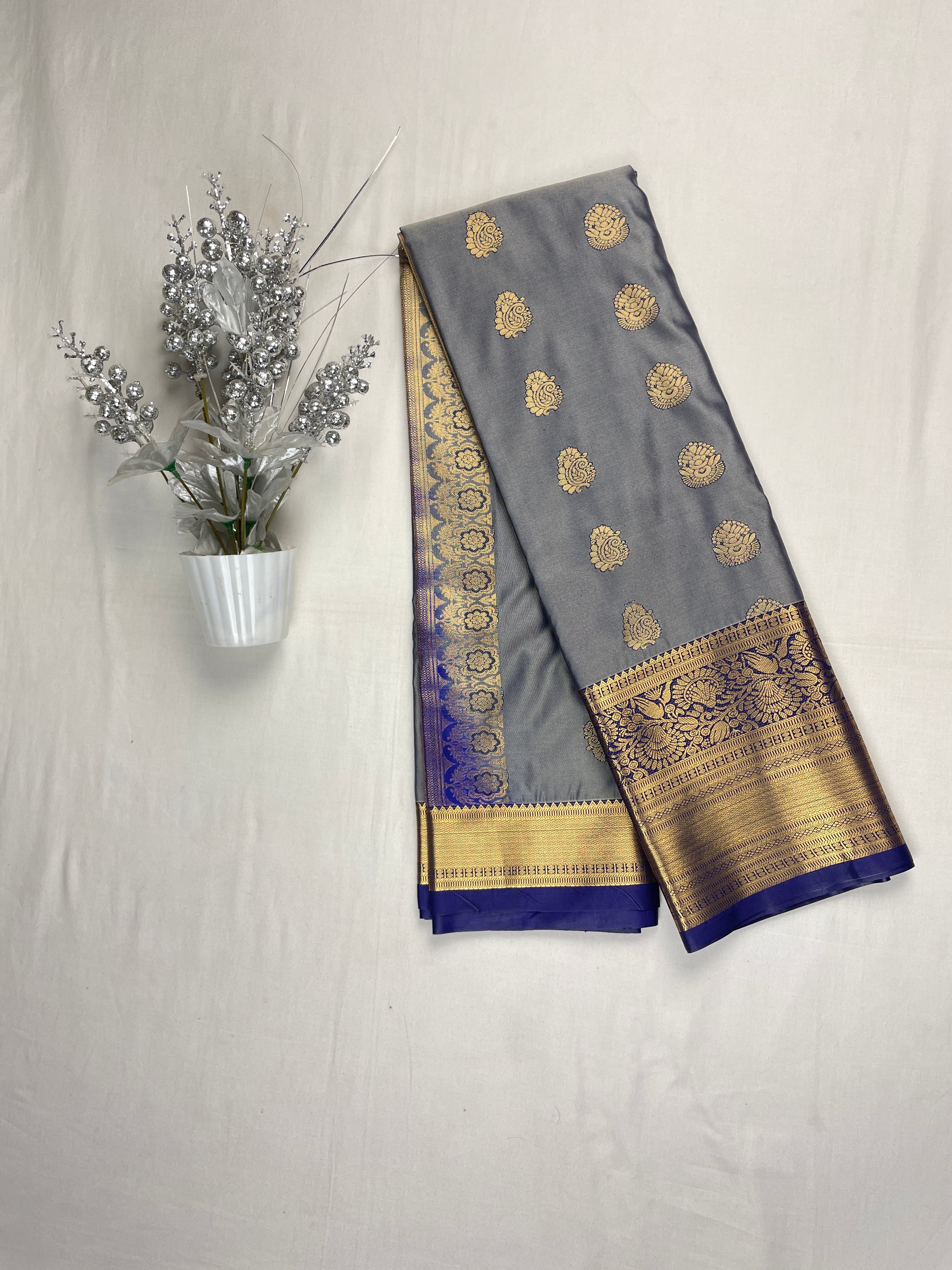 Semi Kanchipattu Saree