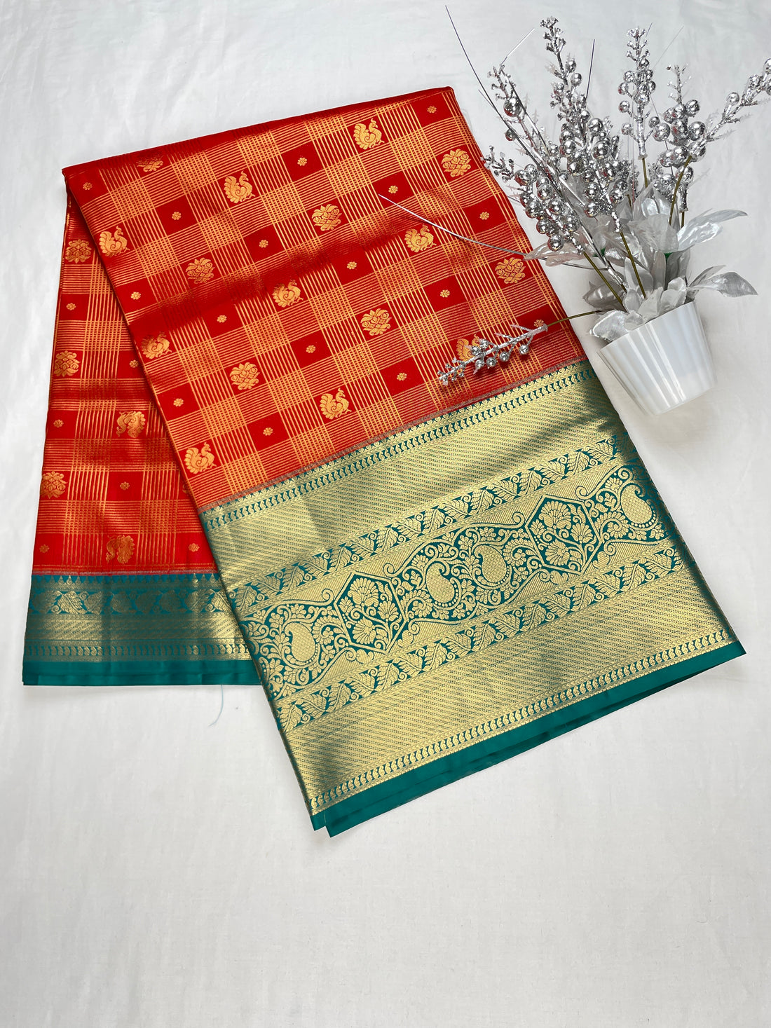Kanchipattu Meenakari sarees