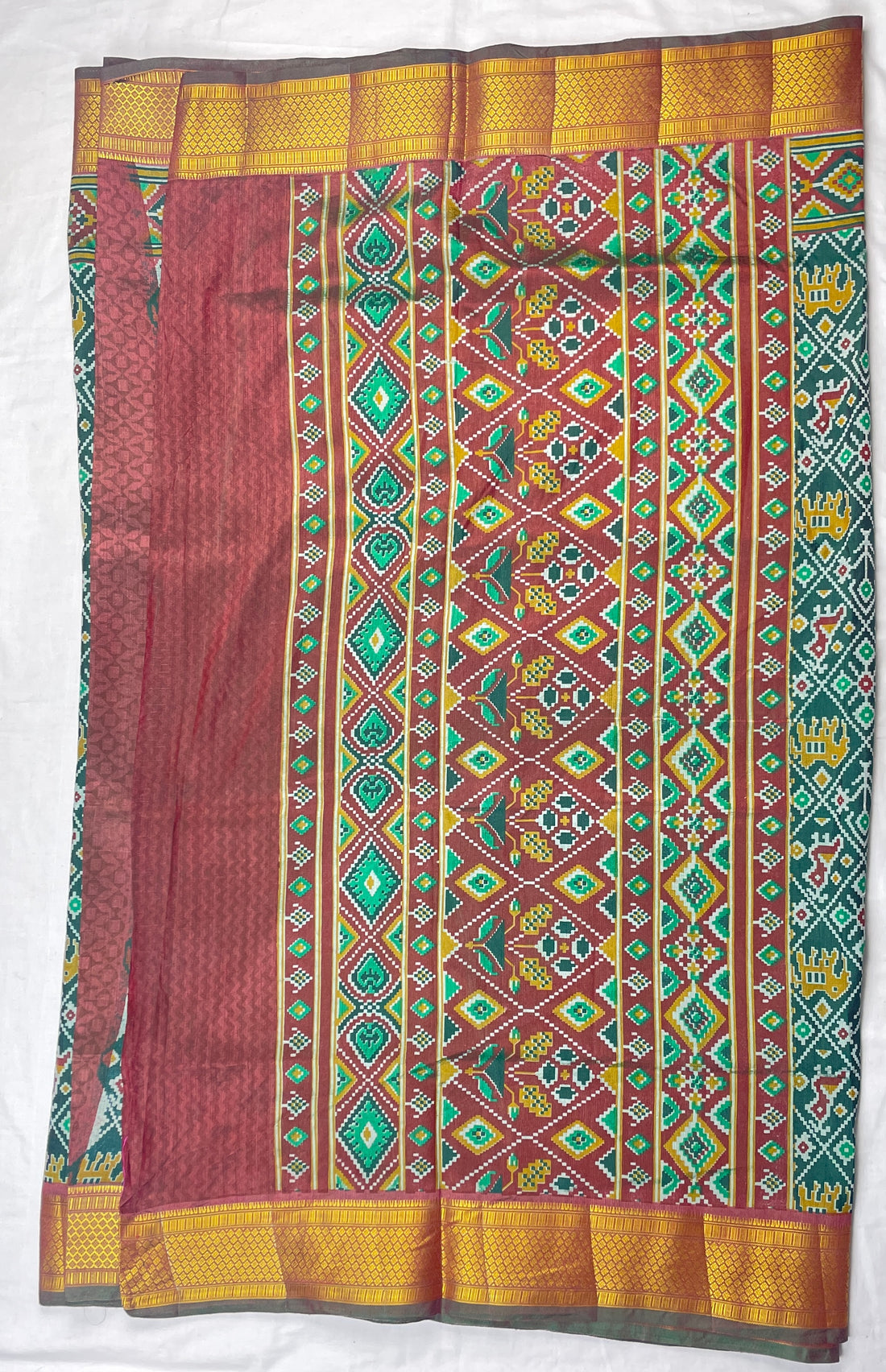 Pochampally pattu sarees