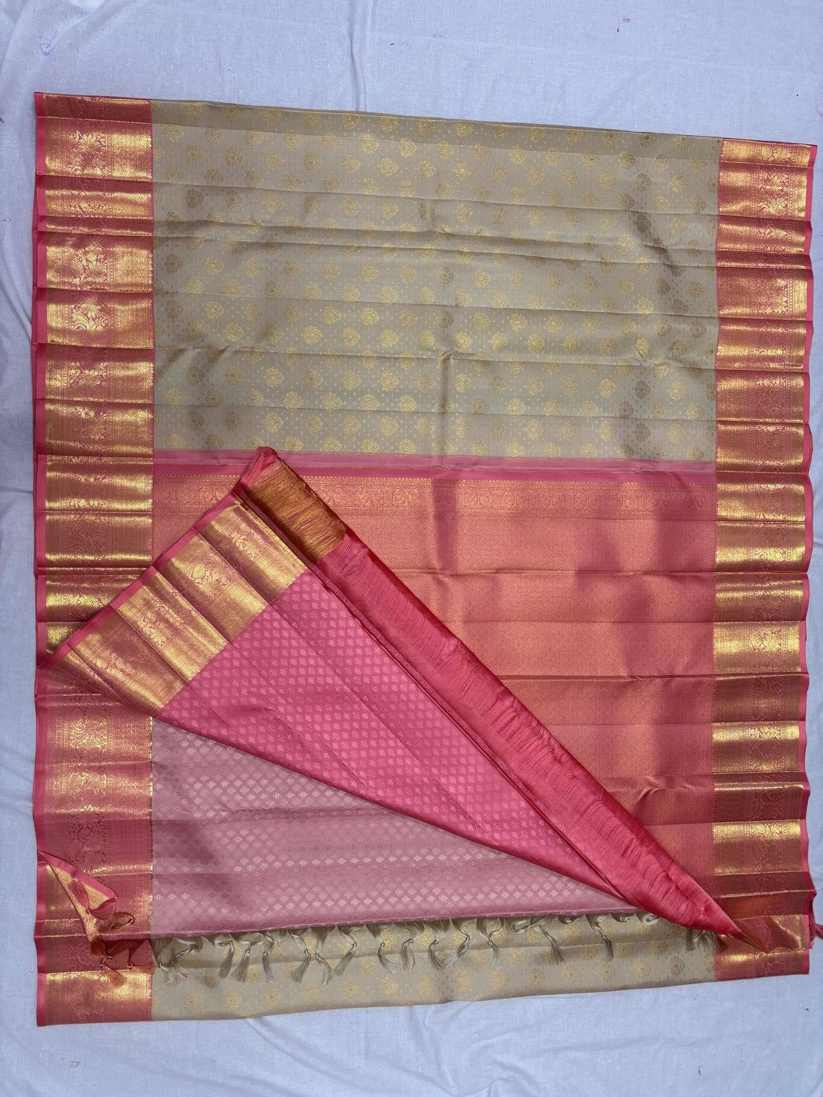 Pure Kanchipuram Handwoven 1 Gm Gold Zari Bridal Saree (Copy 2)