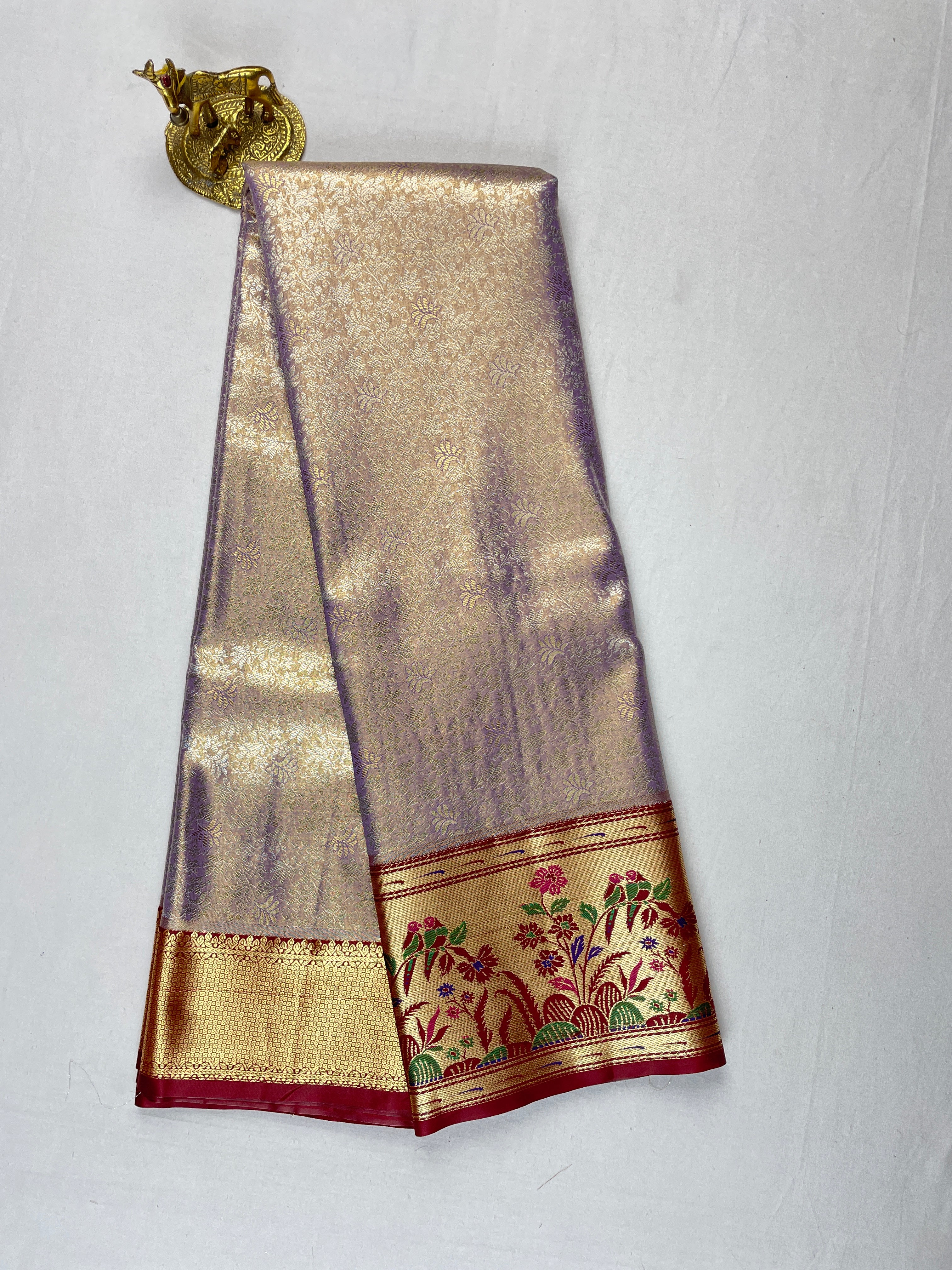 Kanchipattu Tissue Saree Paithani Border