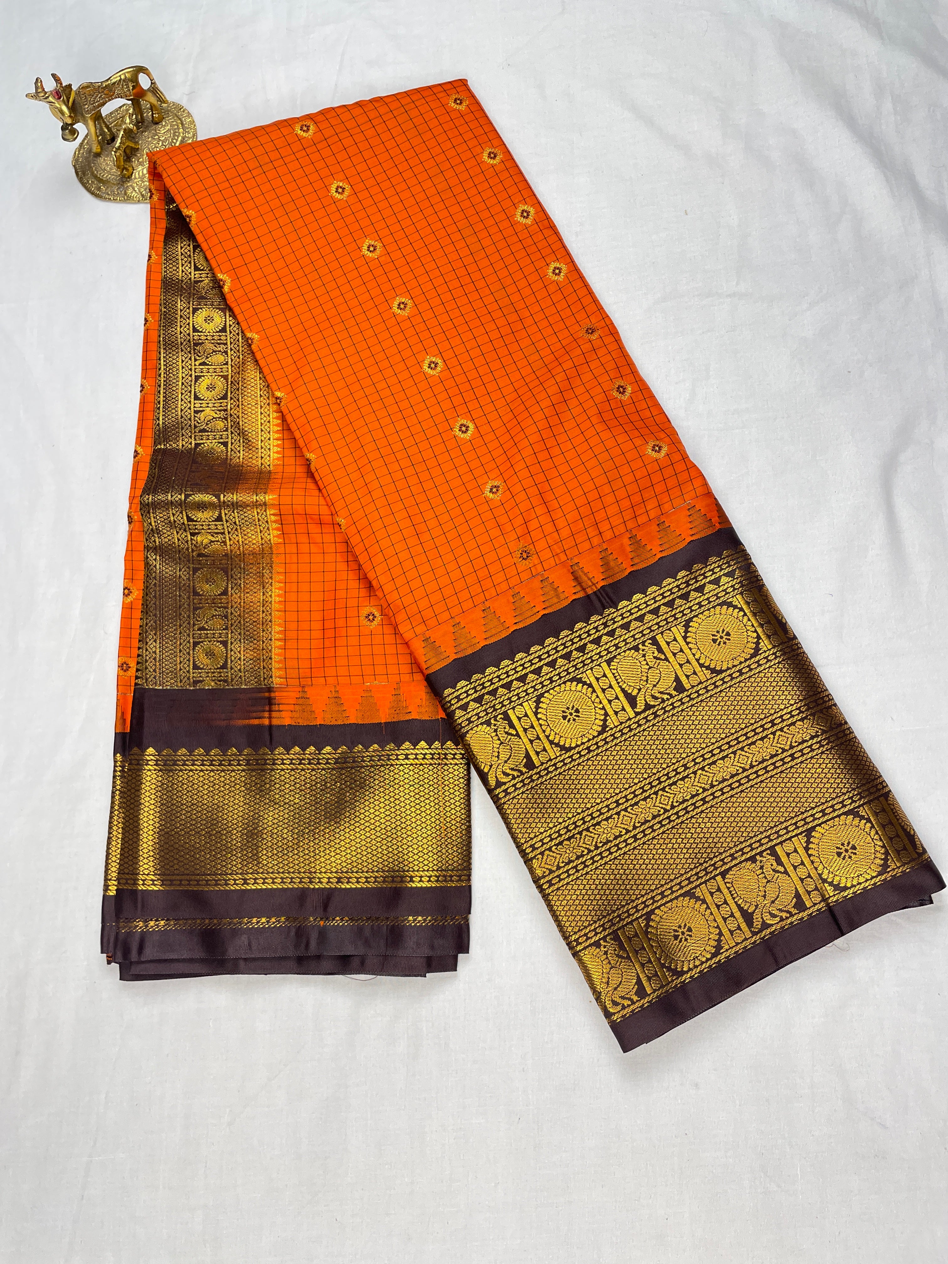Semi Gadwal Sarees vintage version