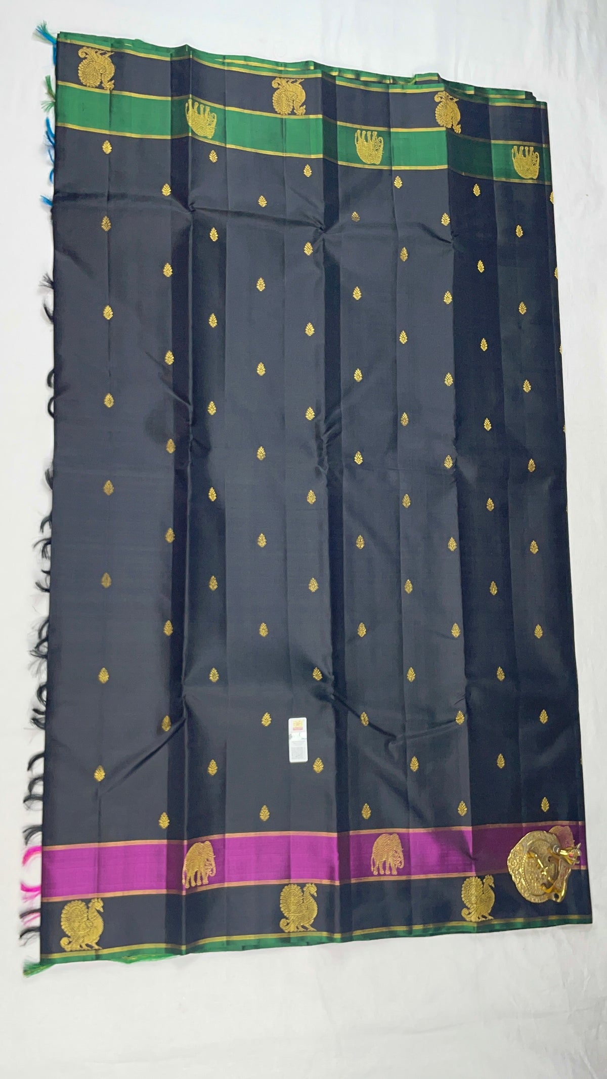 ✨100% Pure Kanchipuram Handwoven Premium quality 2 Gram Gold Pure Zari weaving Korvai Pattern Traditional silk sarees Silk mark certified✨