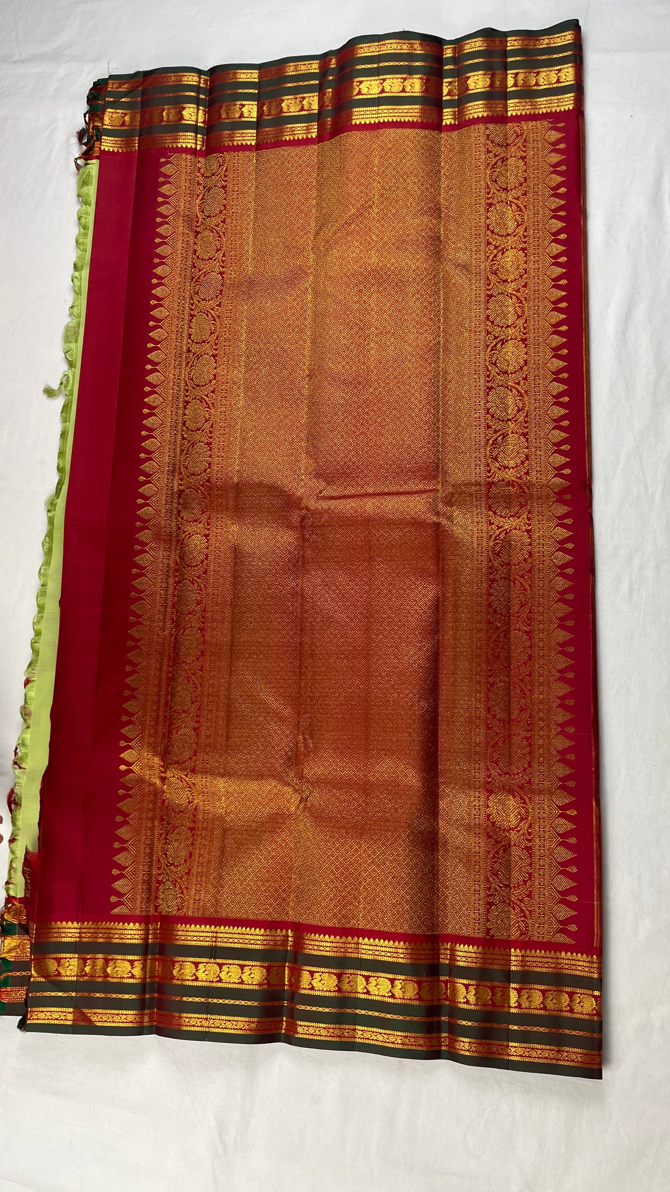 ✨100% Pure Kanchipuram Handwoven Premium quality 3 Gram Gold Pure Zari weaving Korvai Pattern Traditional silk sarees Silk mark certified✨