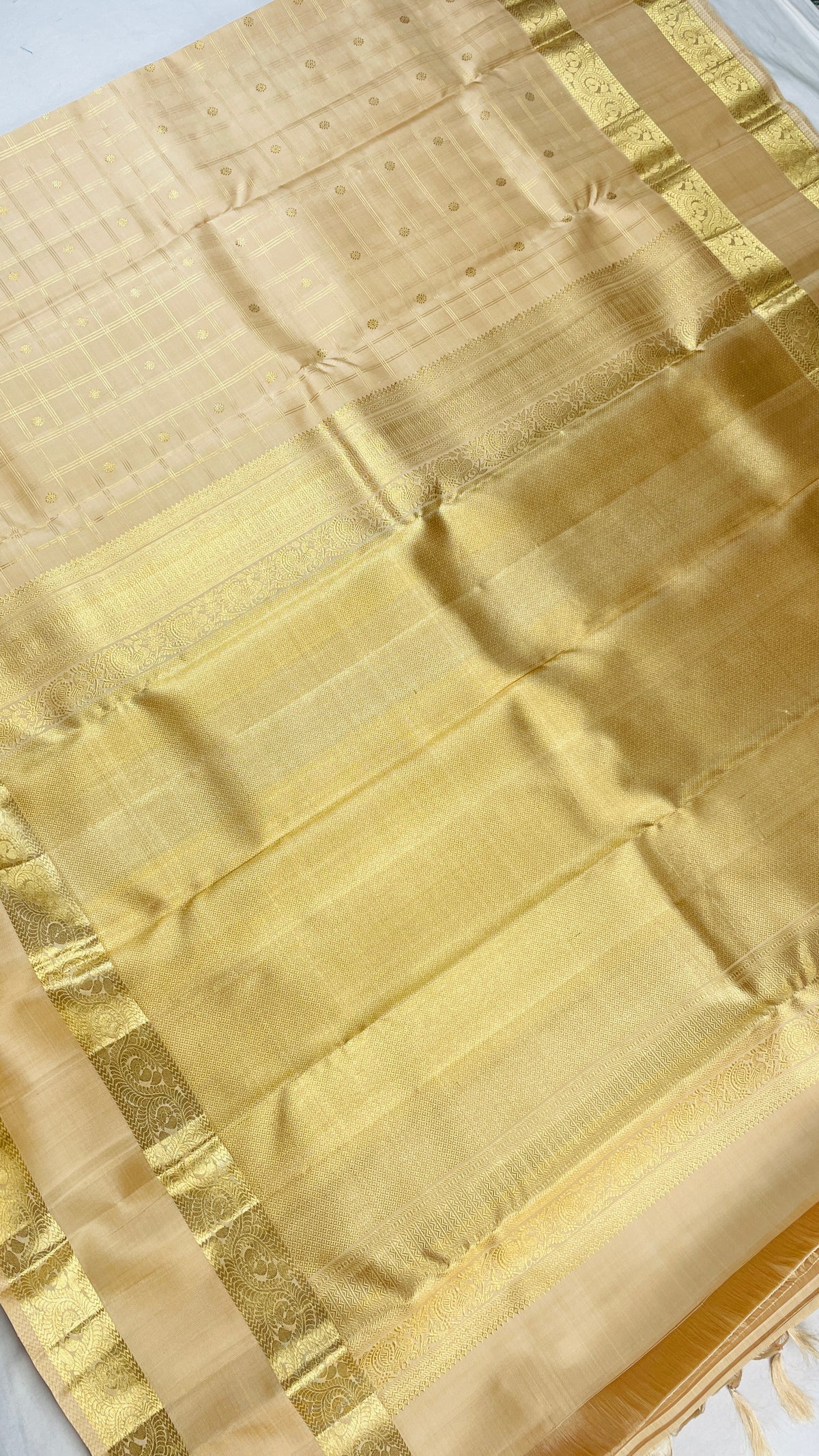 Pure Kanchipattu Handloom 1gram gold Zari Saree