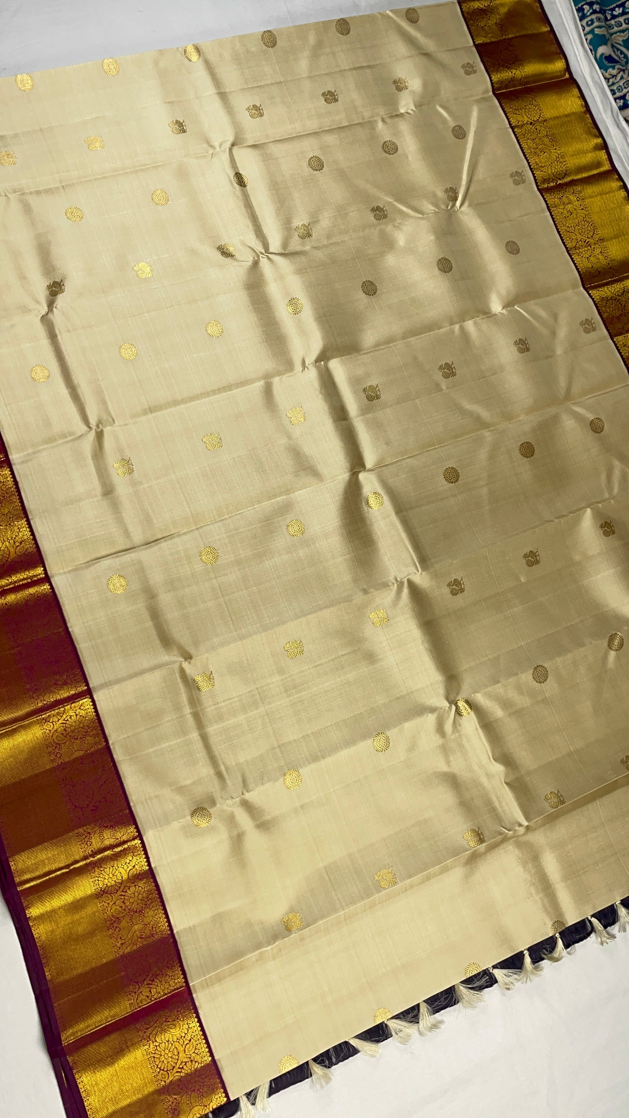 ✨100 % Pure Kanchipattu Handwoven 3 Gram Gold Silk mark certified ✨