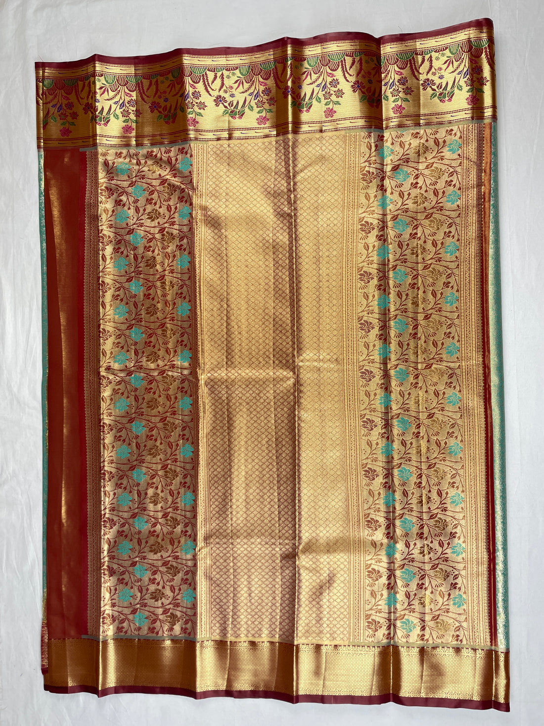 Kanchipattu Tissue Saree Paithani Border