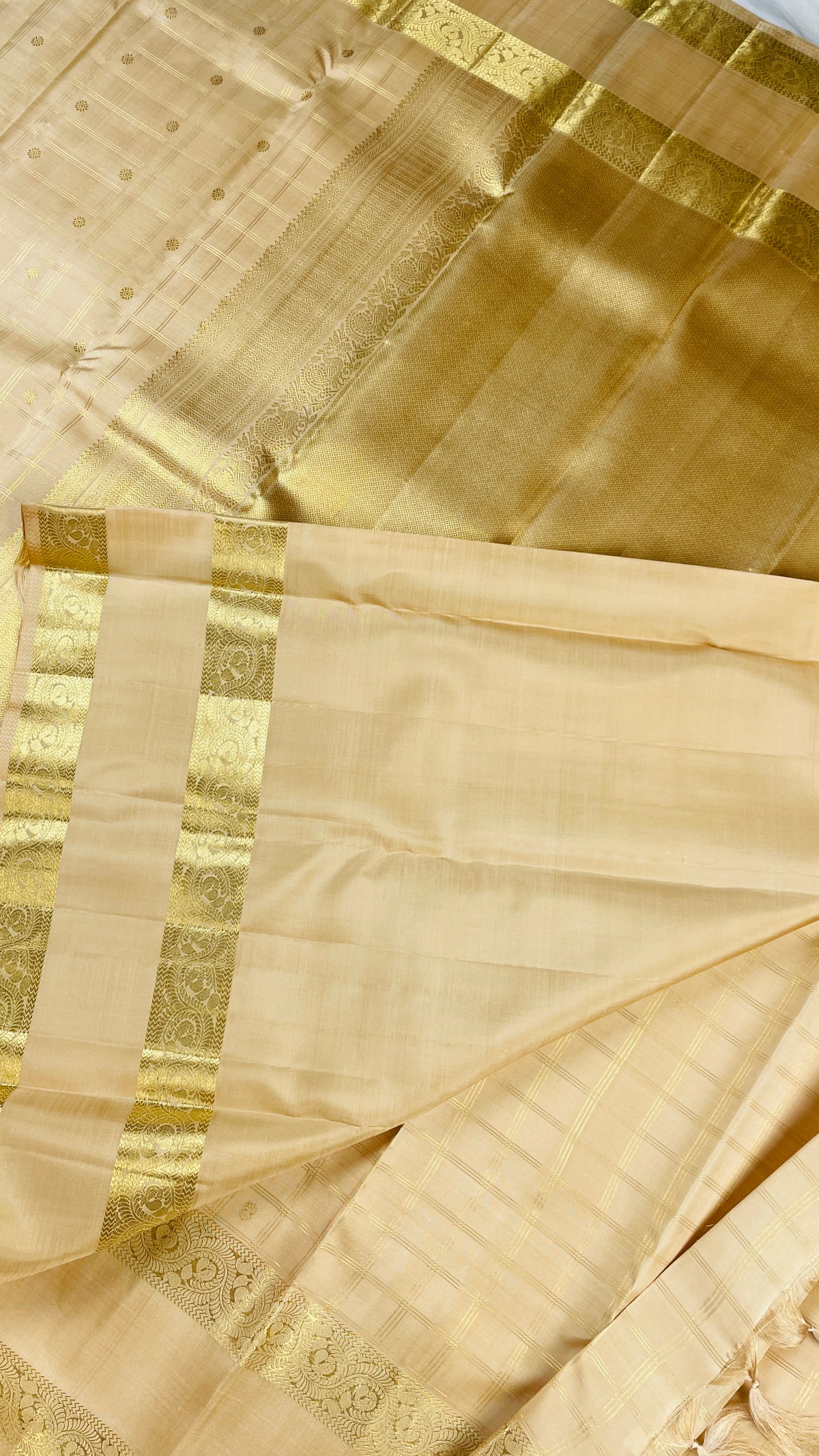 Pure Kanchipattu Handloom 1gram gold Zari Saree