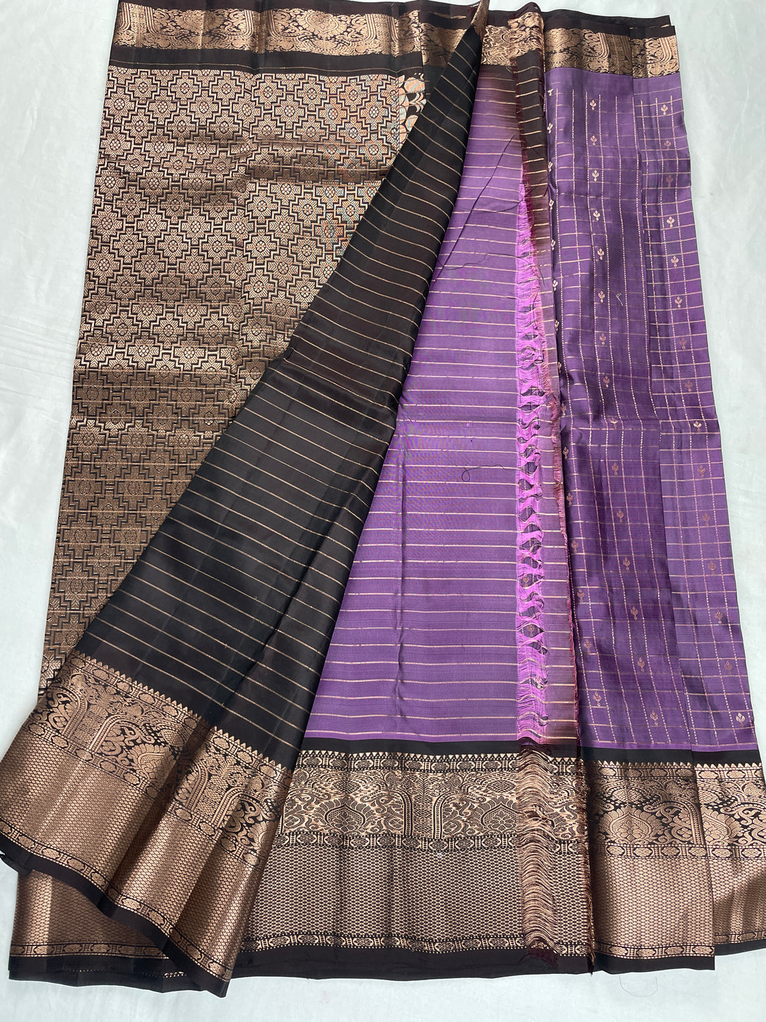 Vintage Checks Kanchipattu Saree