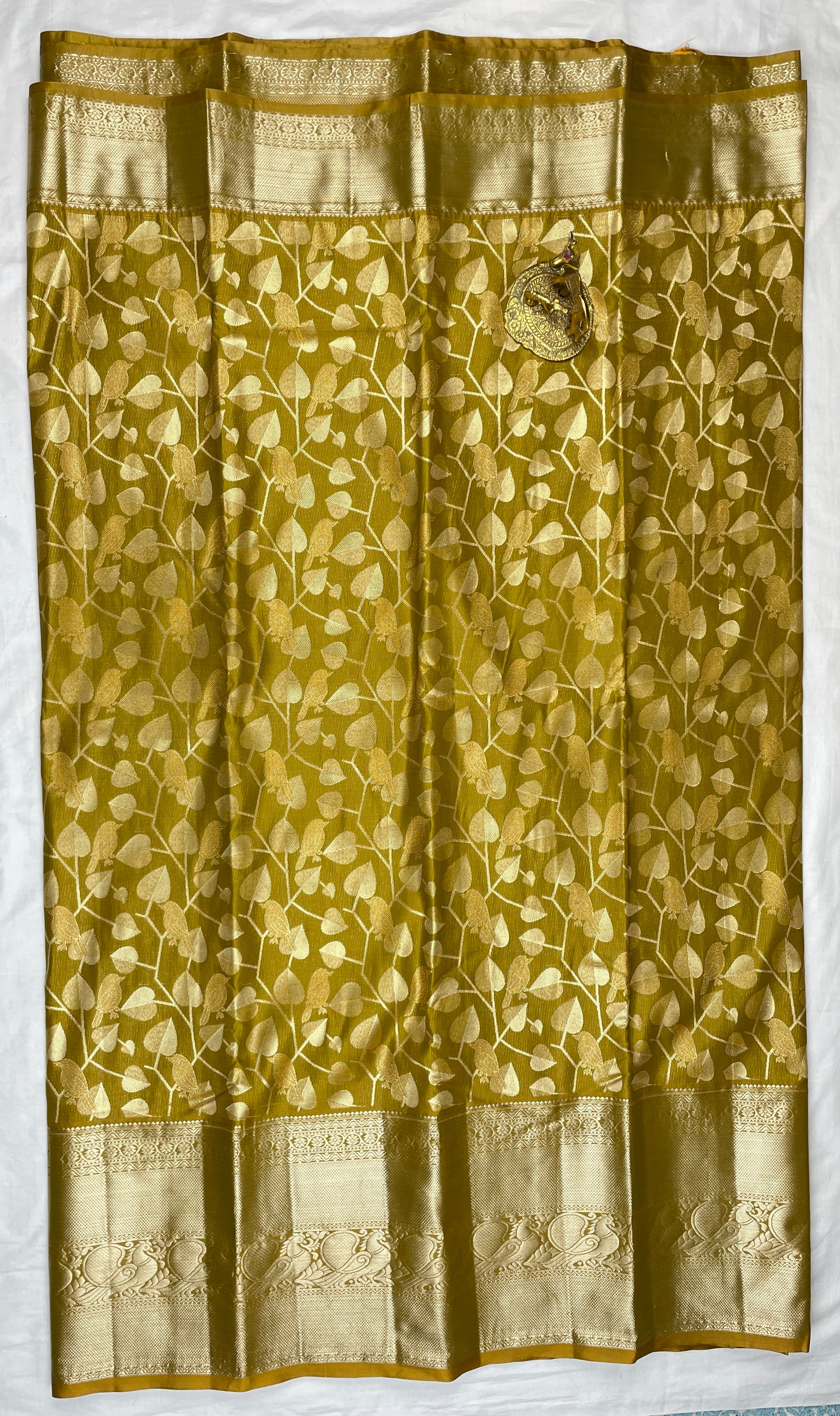 Kanchipattu Tissue Sarees