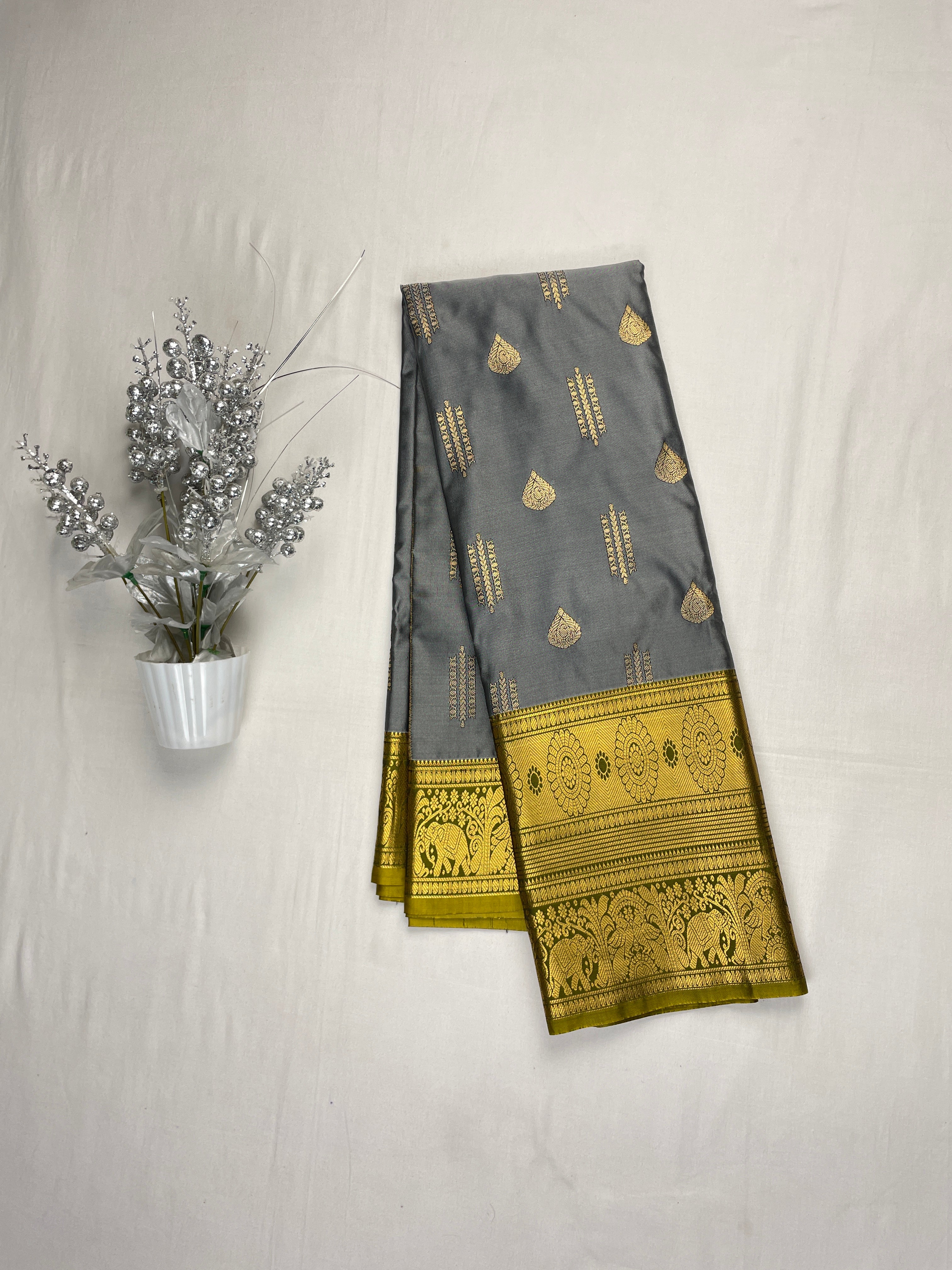 Semi Kanchipattu Saree