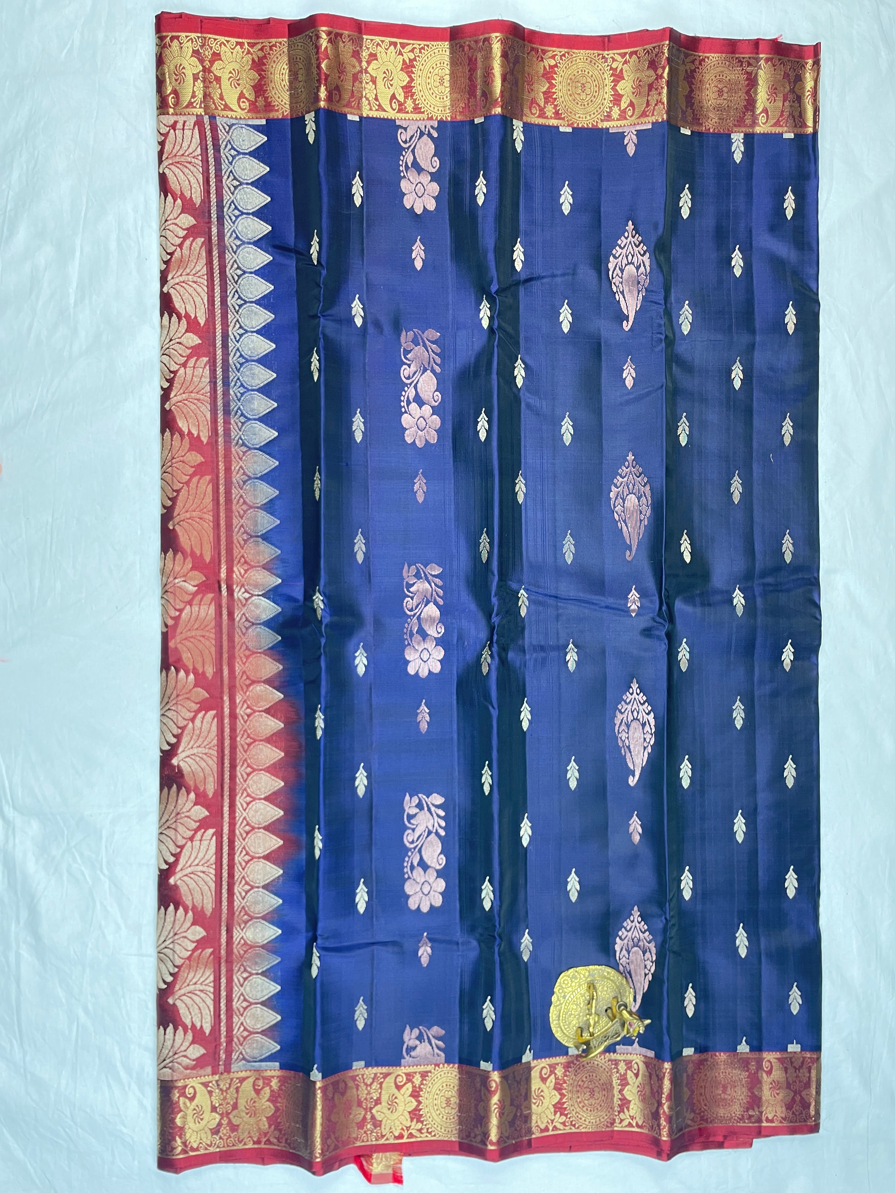 Kanchipattu Pure Handloom  saree