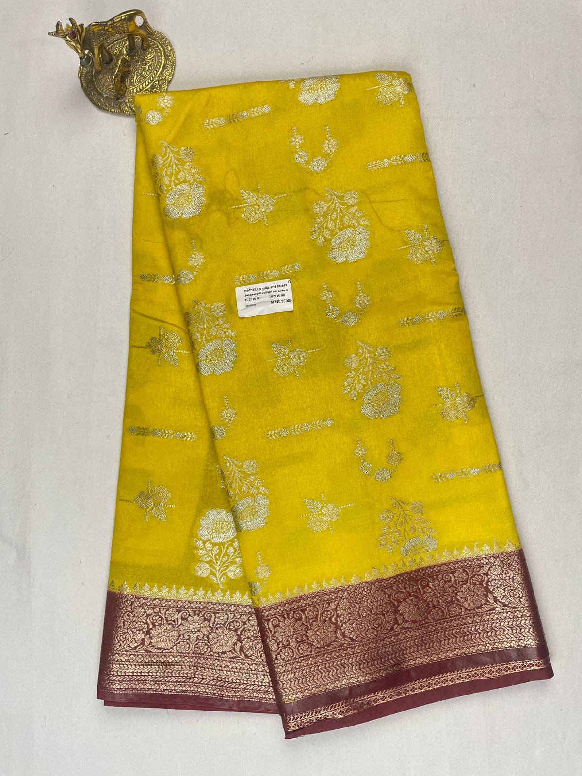 Banarasi Dyeable katan Dupion Silk saree
