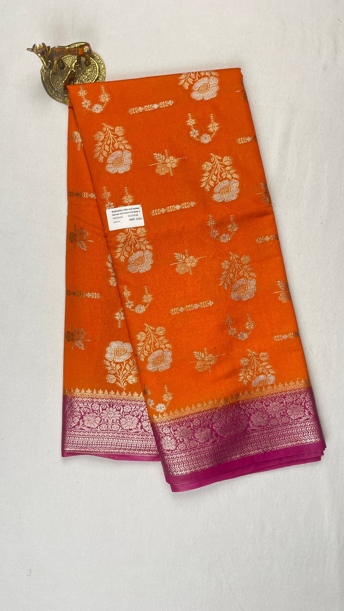 Banarasi Dyeable katan Dupion Silk saree