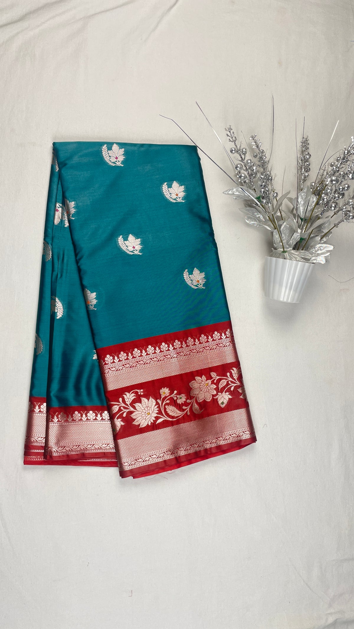 Banarasi Katan soft silk saree chunri Buti