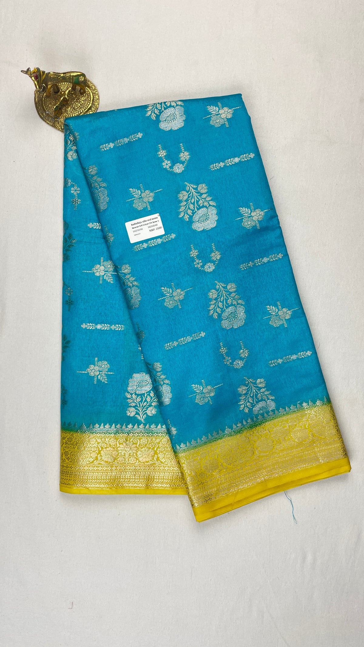 Banarasi Dyeable katan Dupion Silk saree