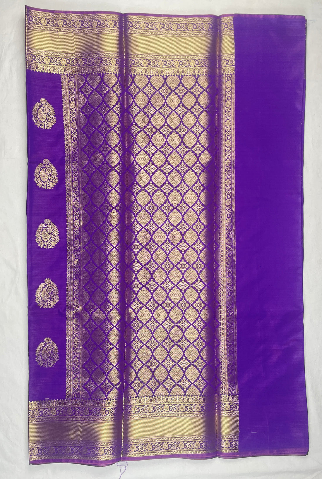 Banarasi soft silk Buti saree