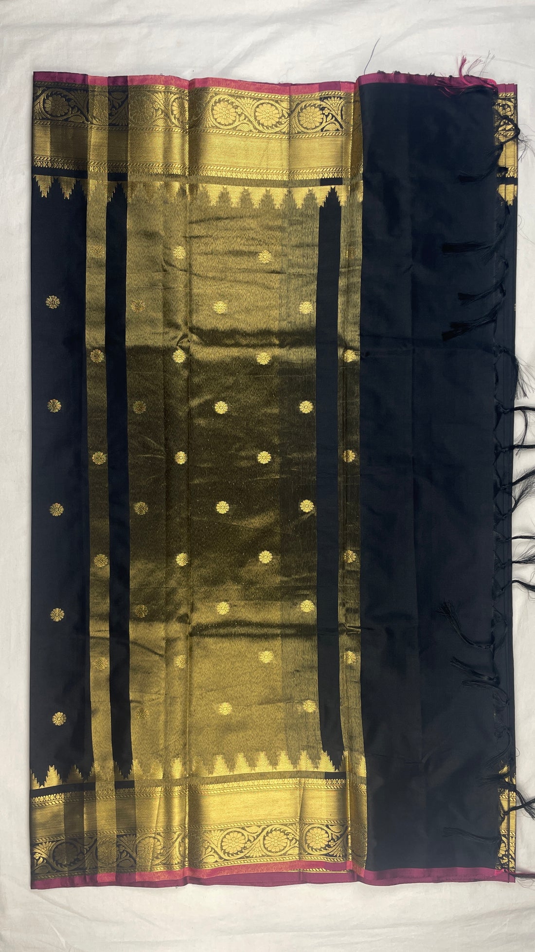 Banarasi soft silk Buti saree