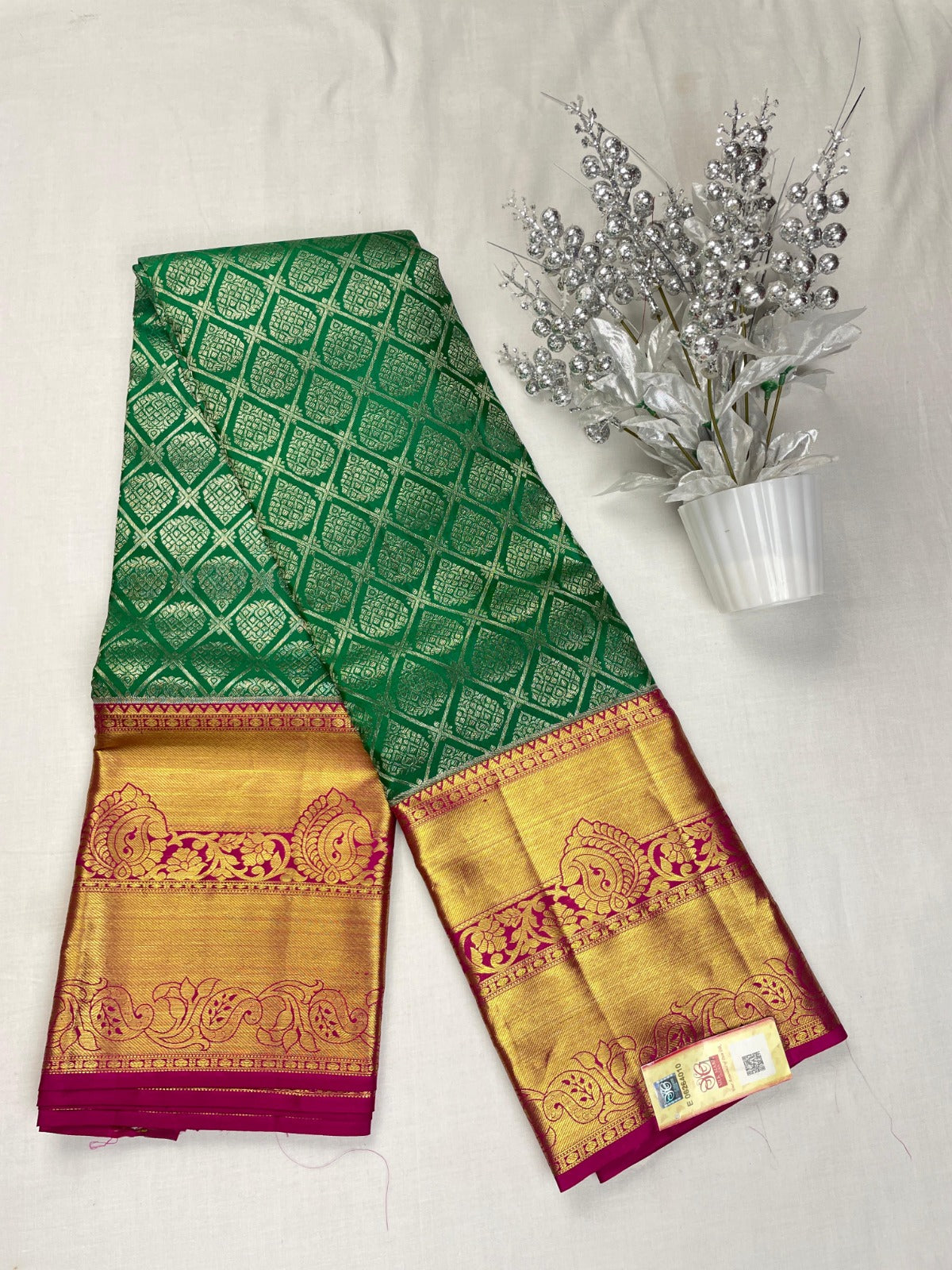 Kanchipattu Pure Handloom Bridal Sarees with SIlk Mark Cetified