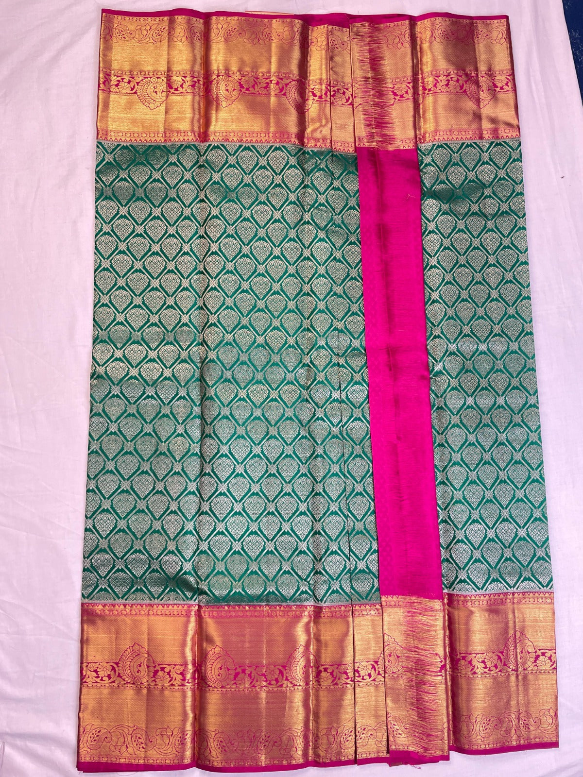Kanchipattu Pure Handloom Bridal Sarees with SIlk Mark Cetified