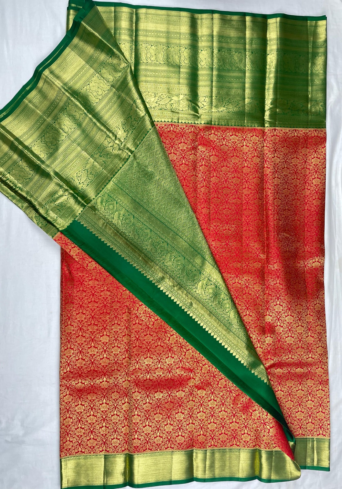 Kanchipattu Pure Handloom Bridal Saree with Silk Mark Certified
