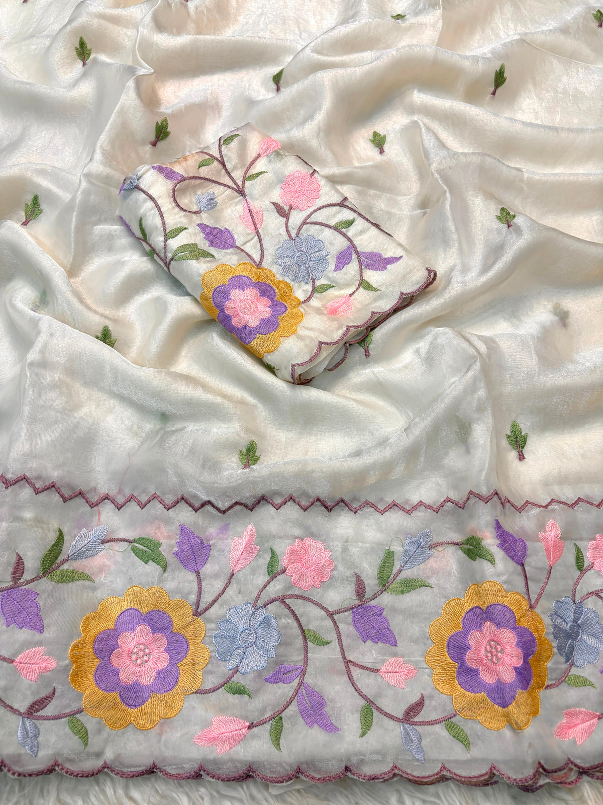 Fendi Satin Embroidery Flower Sarew
