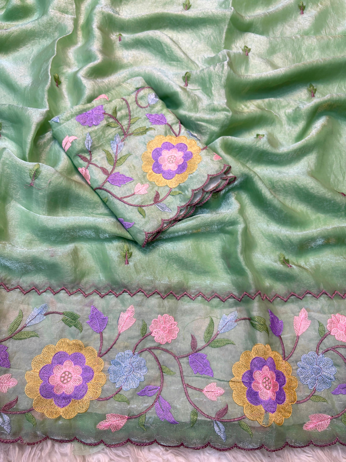 Fendi Satin Embroidery Flower Sarew