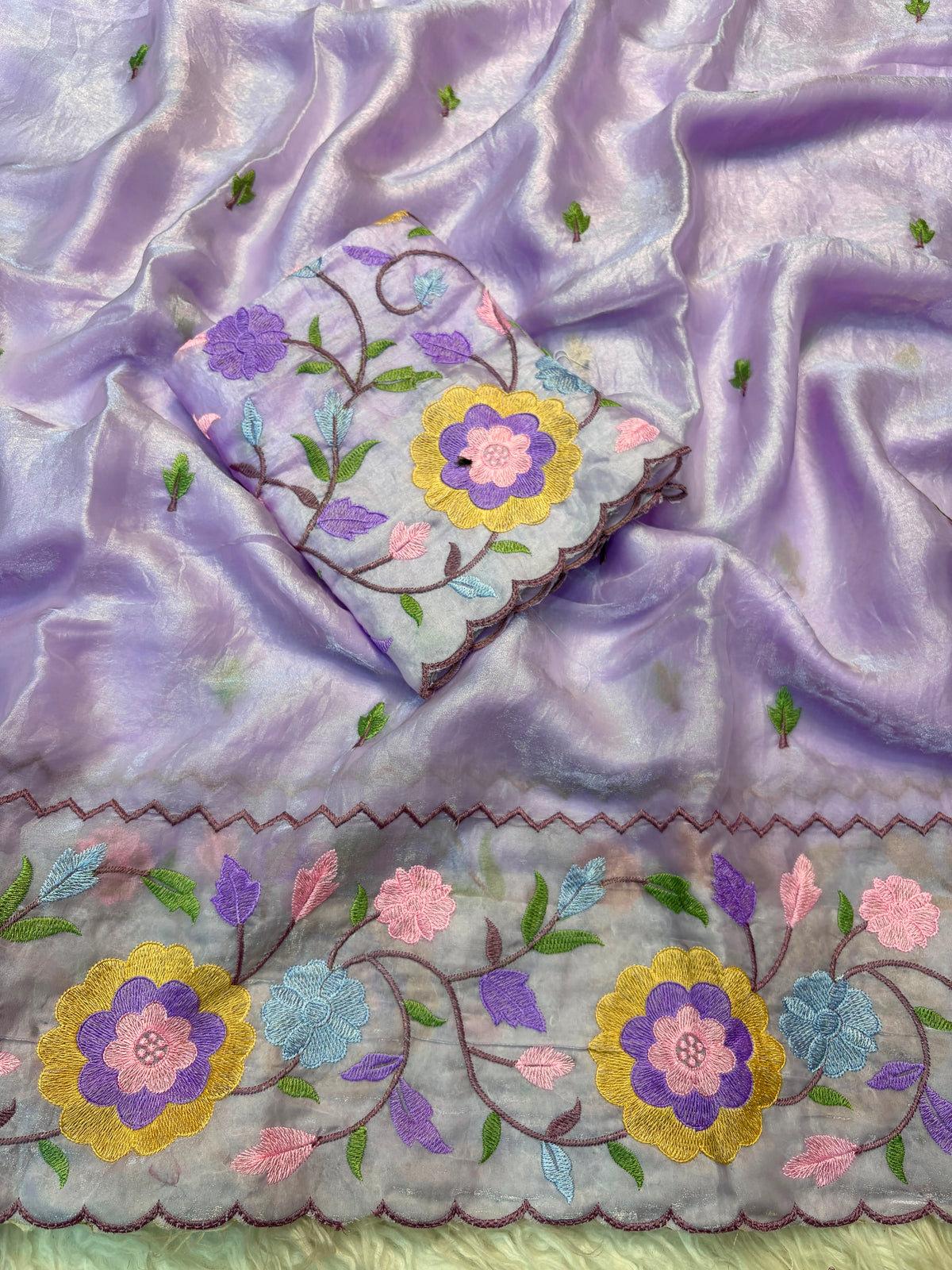 Fendi Satin Embroidery Flower Sarew
